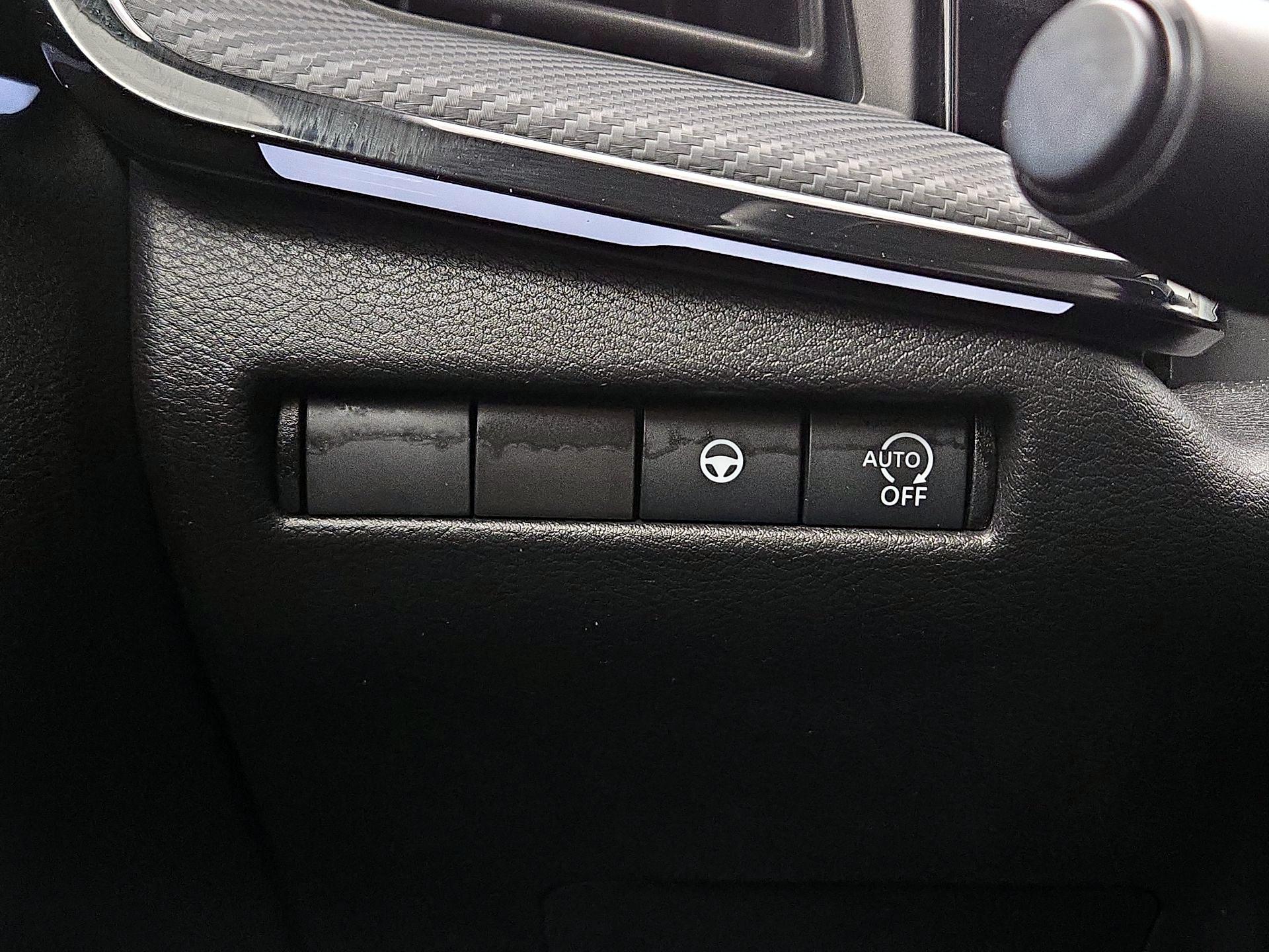 Thumbnail: 2025 Nissan Kicks - 13