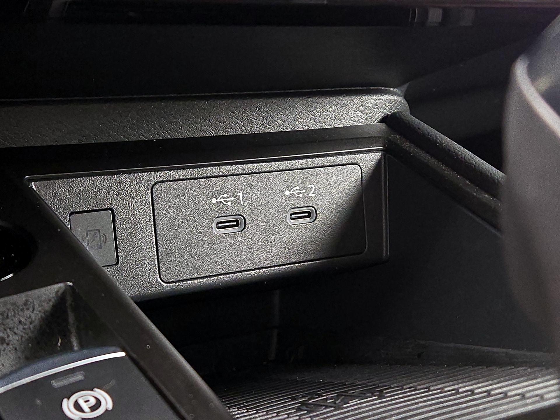 Thumbnail: 2025 Nissan Kicks - 18