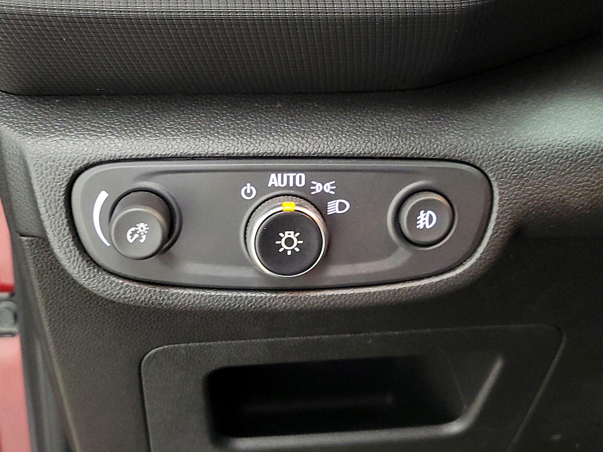 Thumbnail: 2023 Chevrolet TrailBlazer - 13