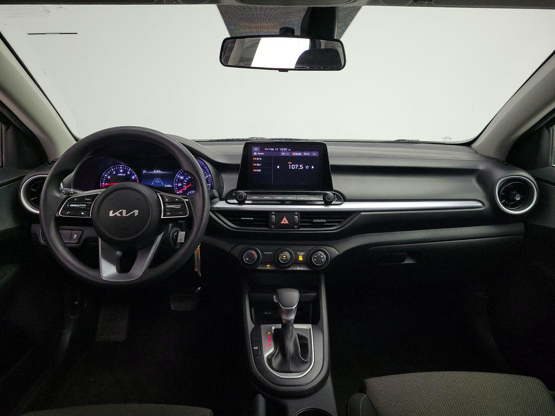 Thumbnail: 2022 Kia Forte - 9