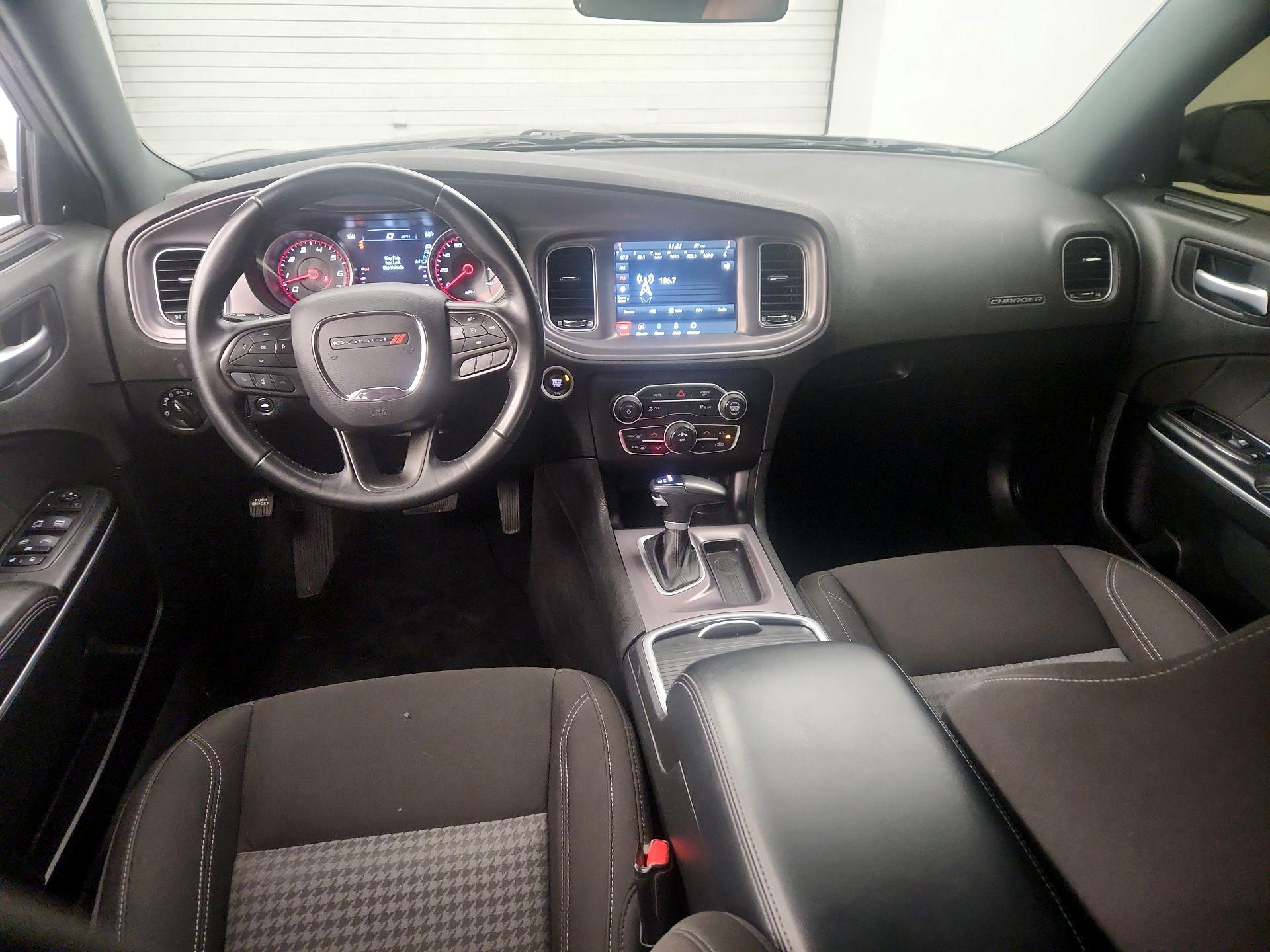 Thumbnail: 2023 Dodge Charger - 9