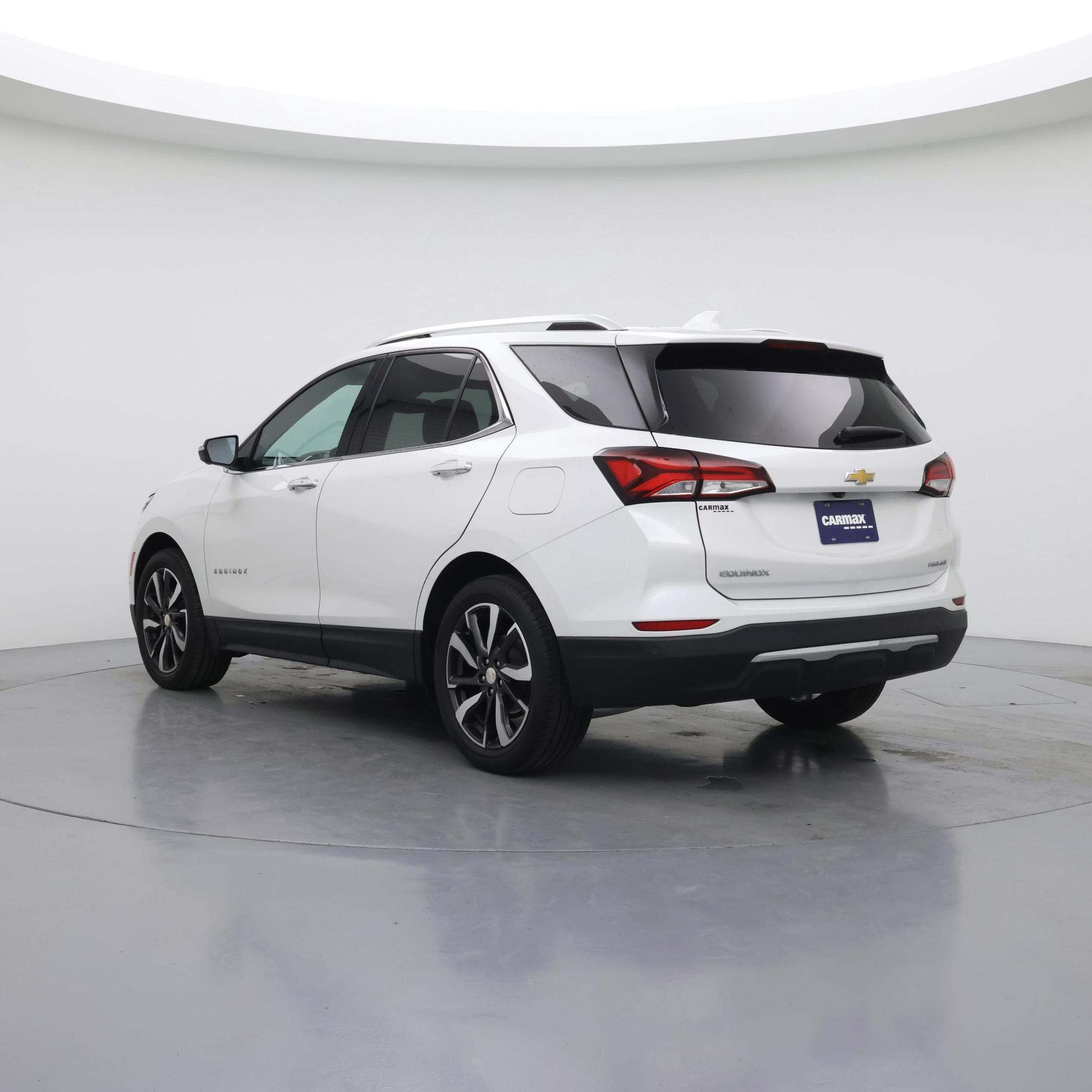 Thumbnail: 2022 Chevrolet Equinox - 2