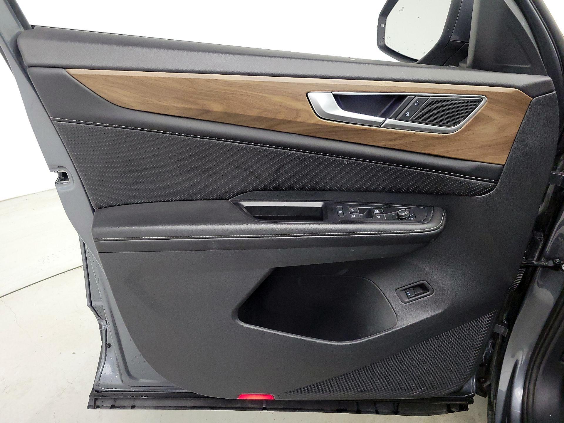 Thumbnail: 2024 Volkswagen Atlas - 12