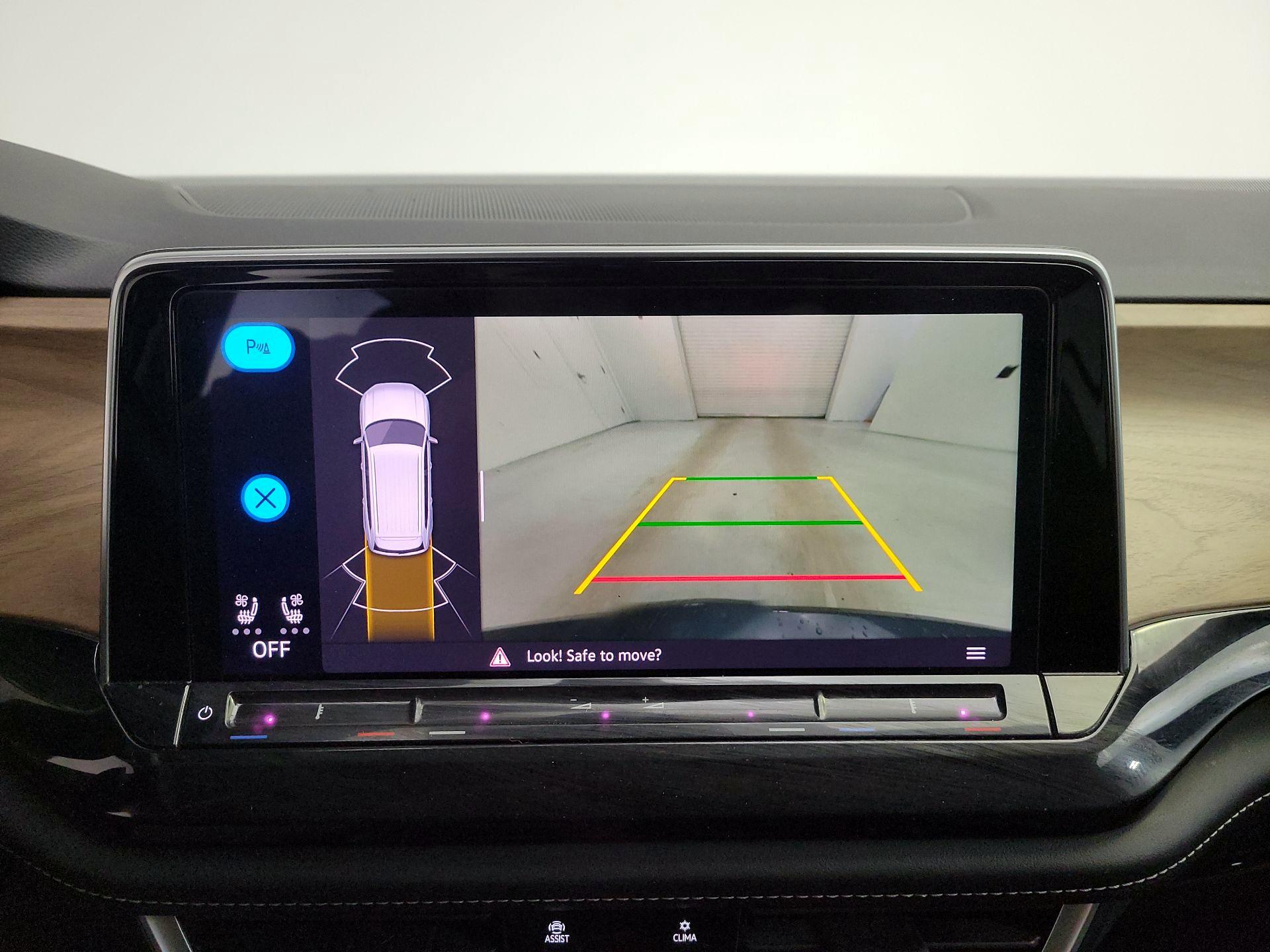 Thumbnail: 2024 Volkswagen Atlas - 14