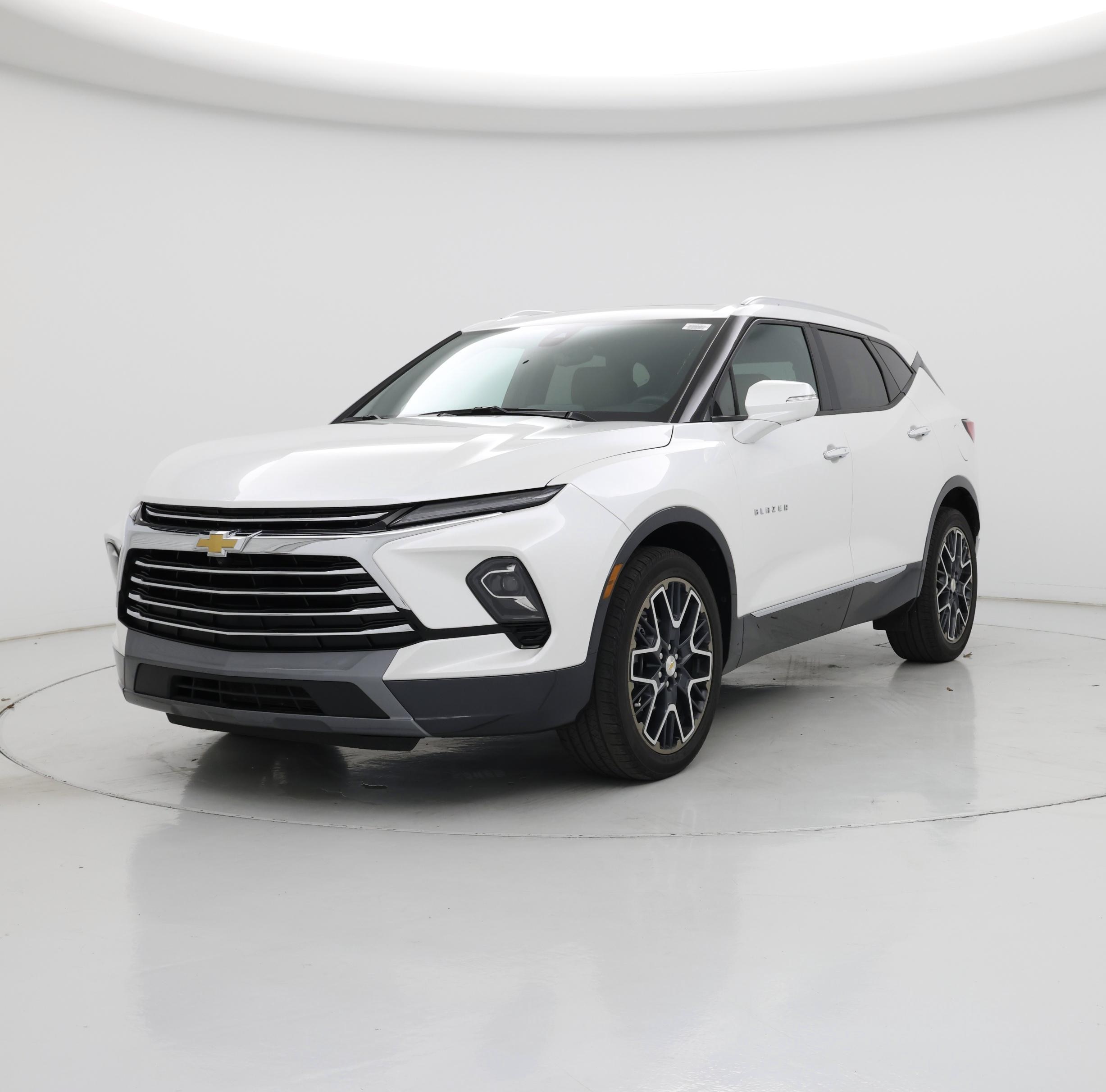 Thumbnail: 2023 Chevrolet Blazer - 4