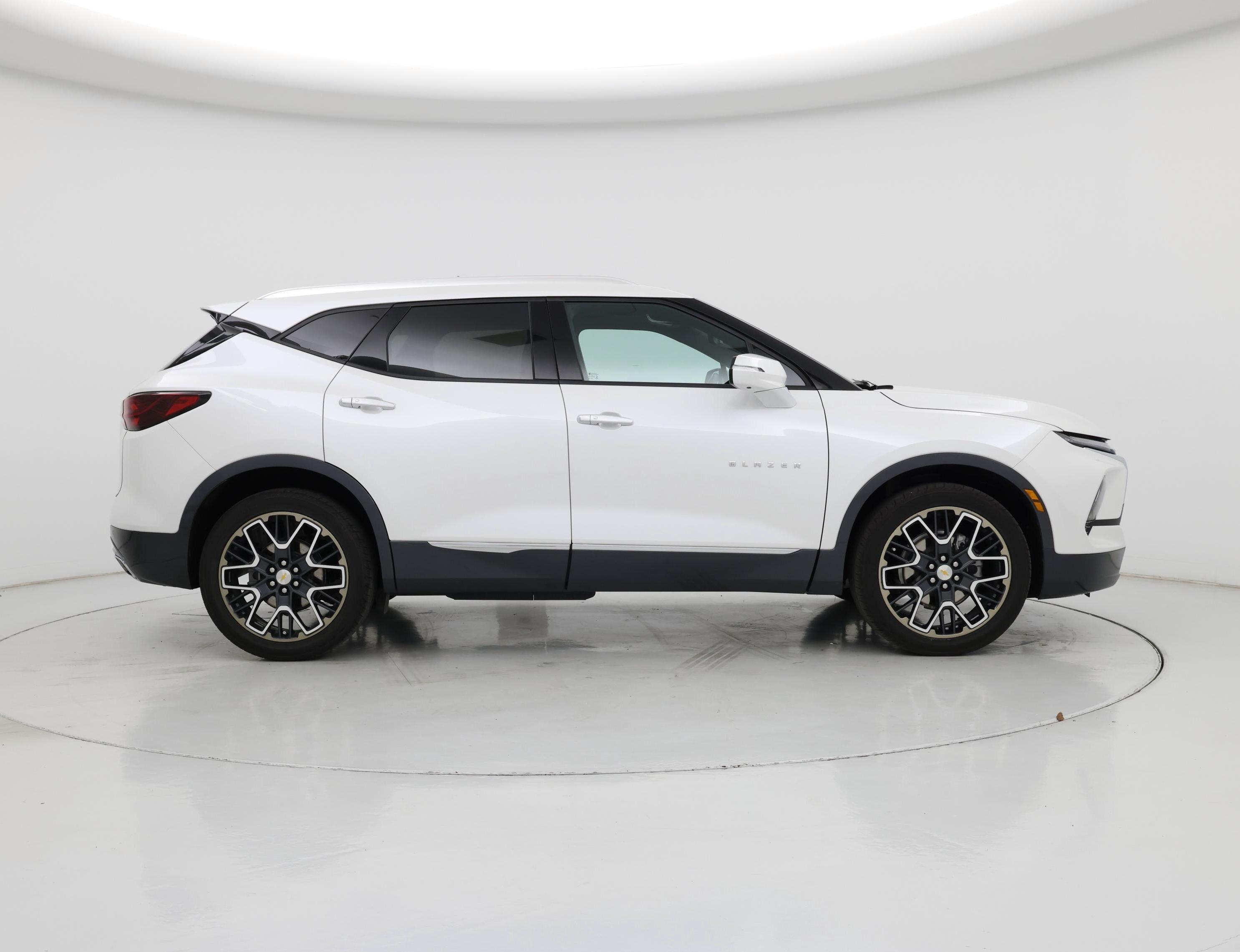 Thumbnail: 2023 Chevrolet Blazer - 7