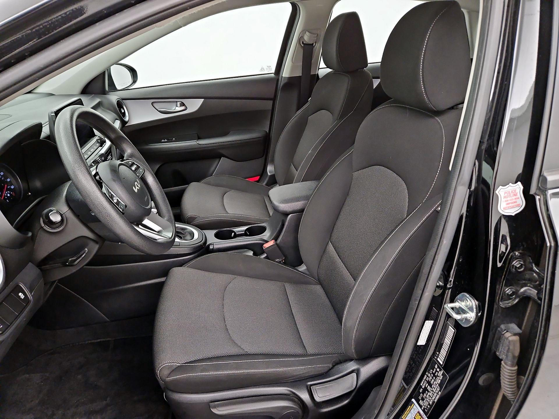 Thumbnail: 2024 Kia Forte - 11