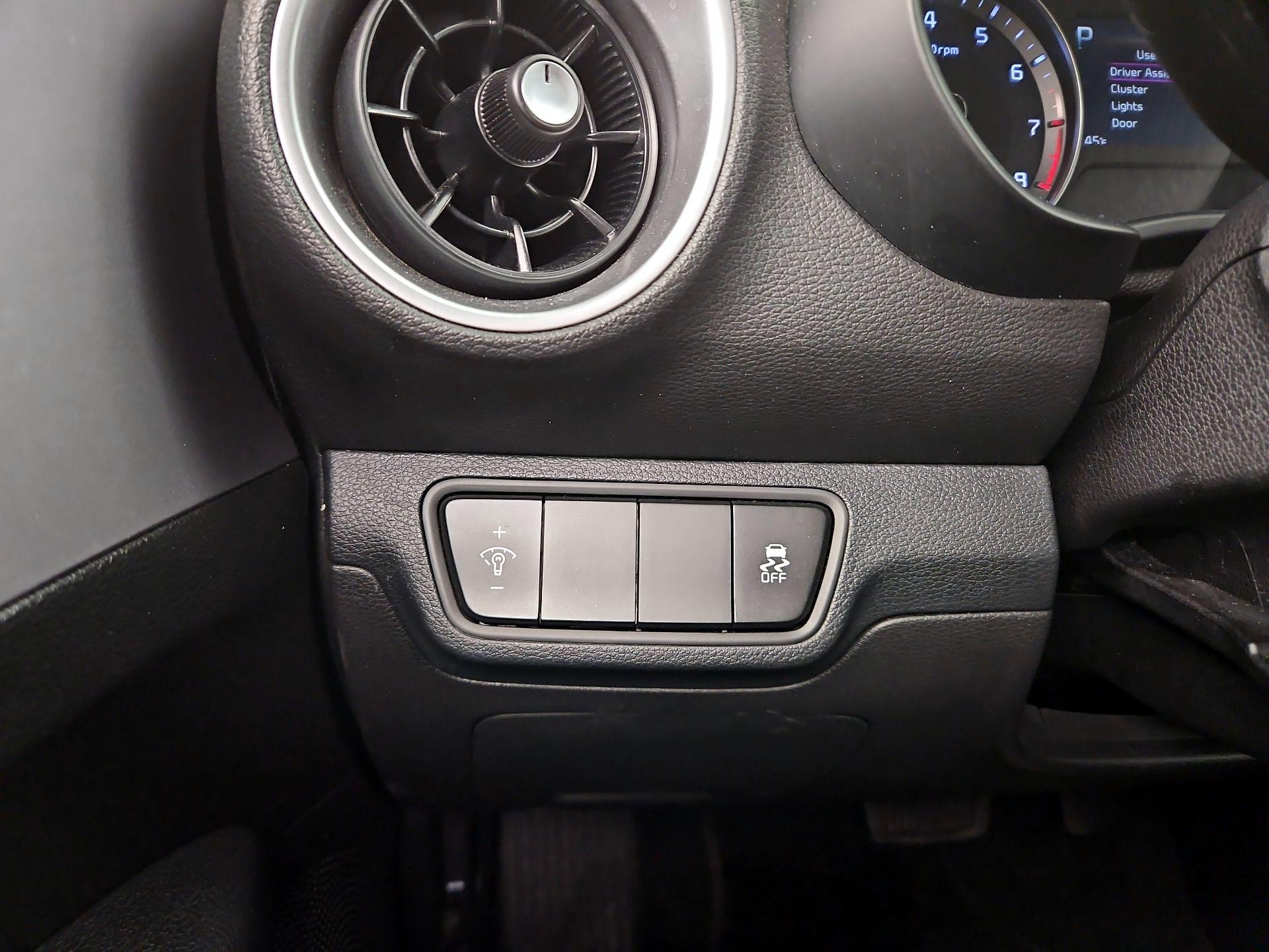 Thumbnail: 2024 Kia Forte - 13