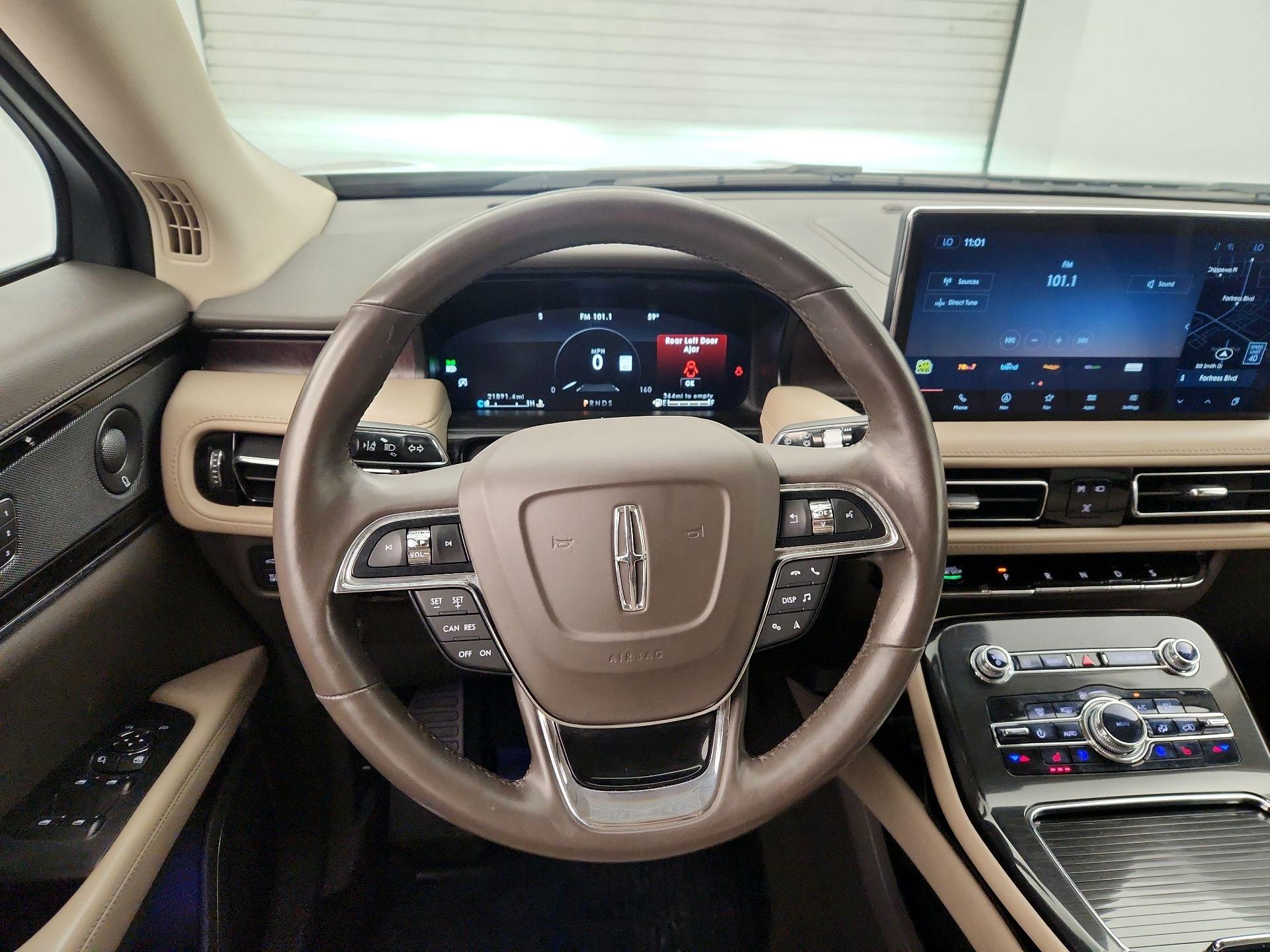 Thumbnail: 2022 Lincoln Nautilus - 10