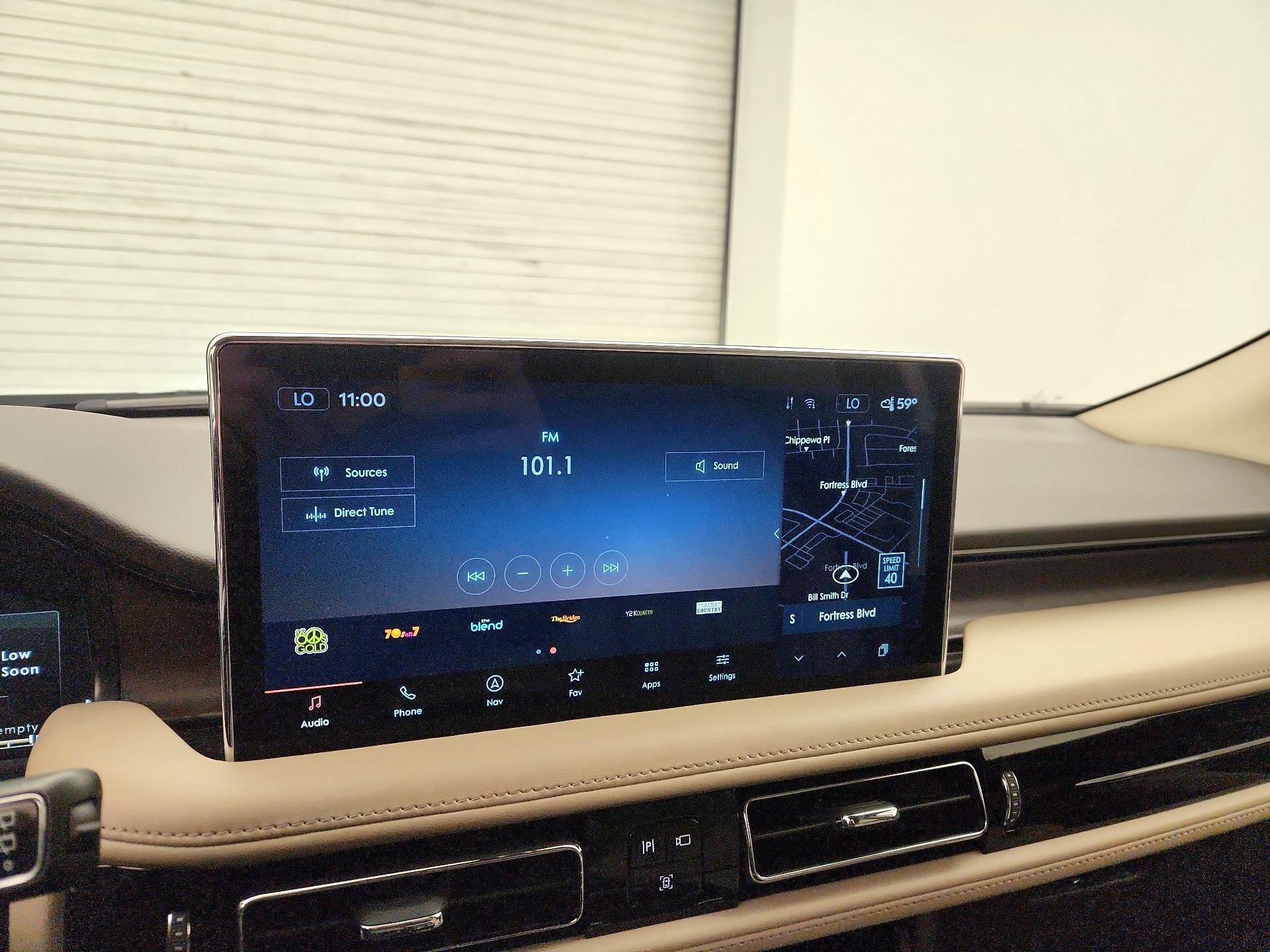 Thumbnail: 2022 Lincoln Nautilus - 15