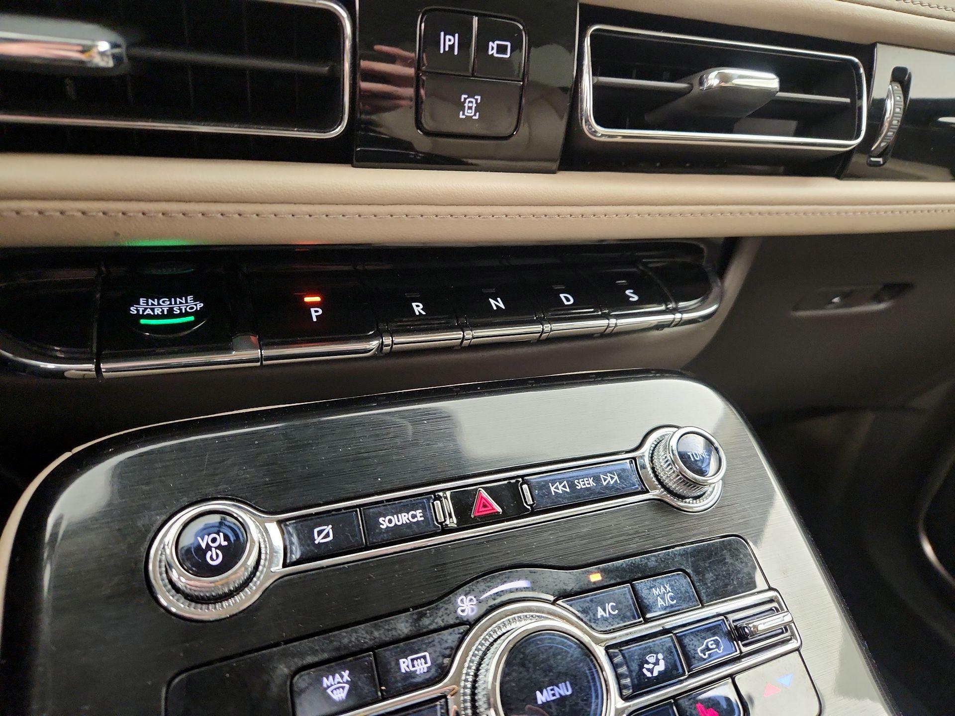 Thumbnail: 2022 Lincoln Nautilus - 17