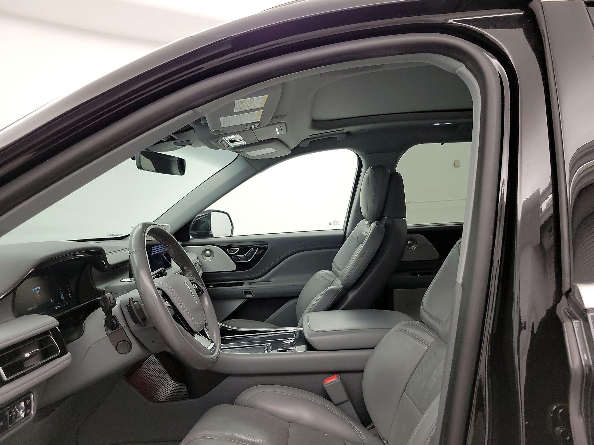 Thumbnail: 2020 Lincoln Aviator - 20