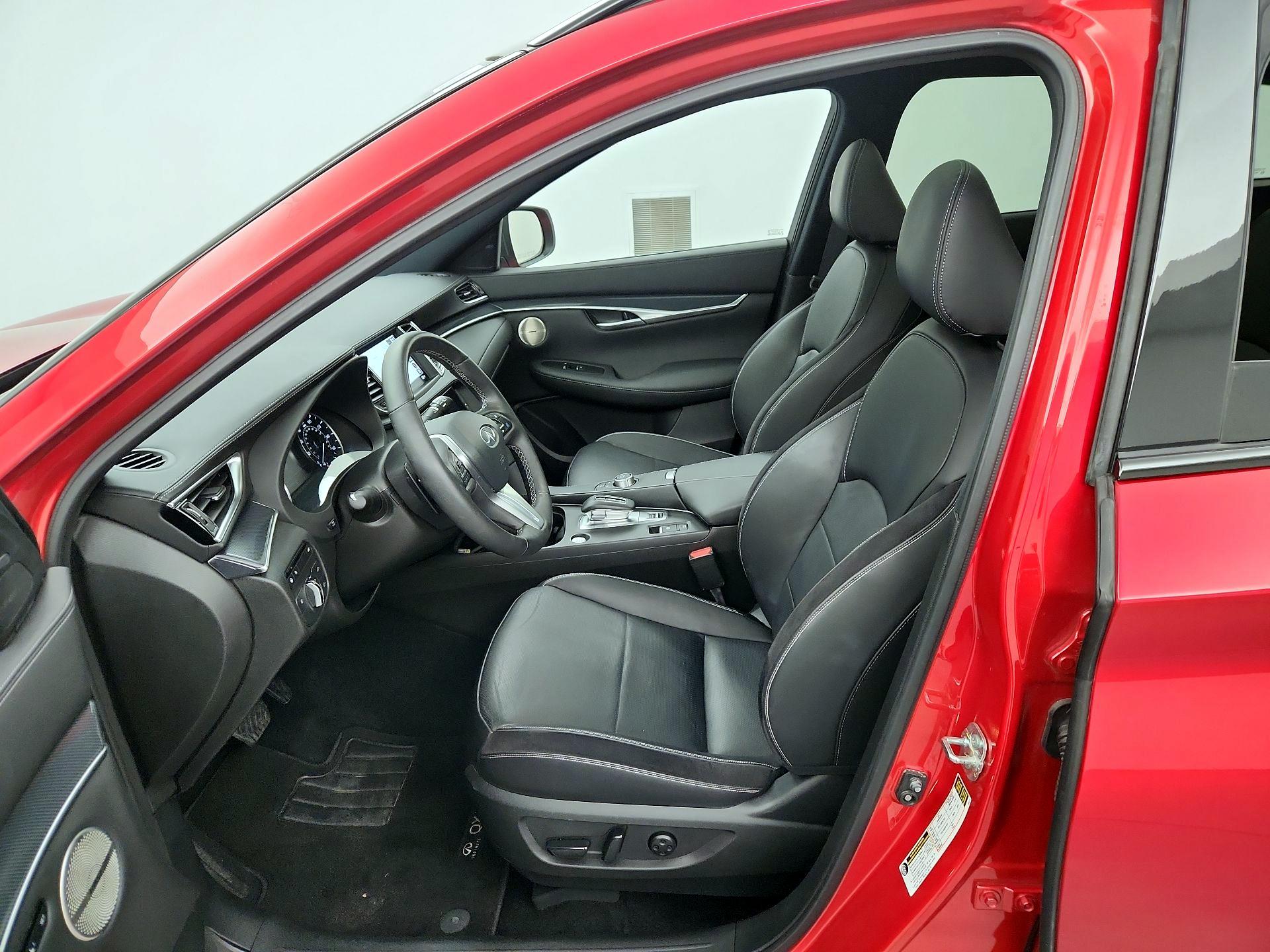 Thumbnail: 2024 INFINITI QX50 - 11