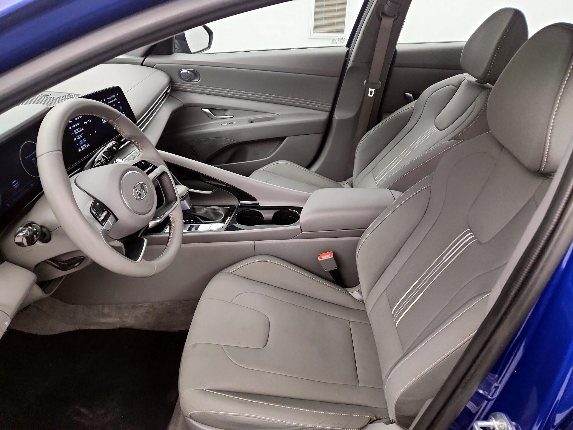 Thumbnail: 2023 Hyundai Elantra - 11