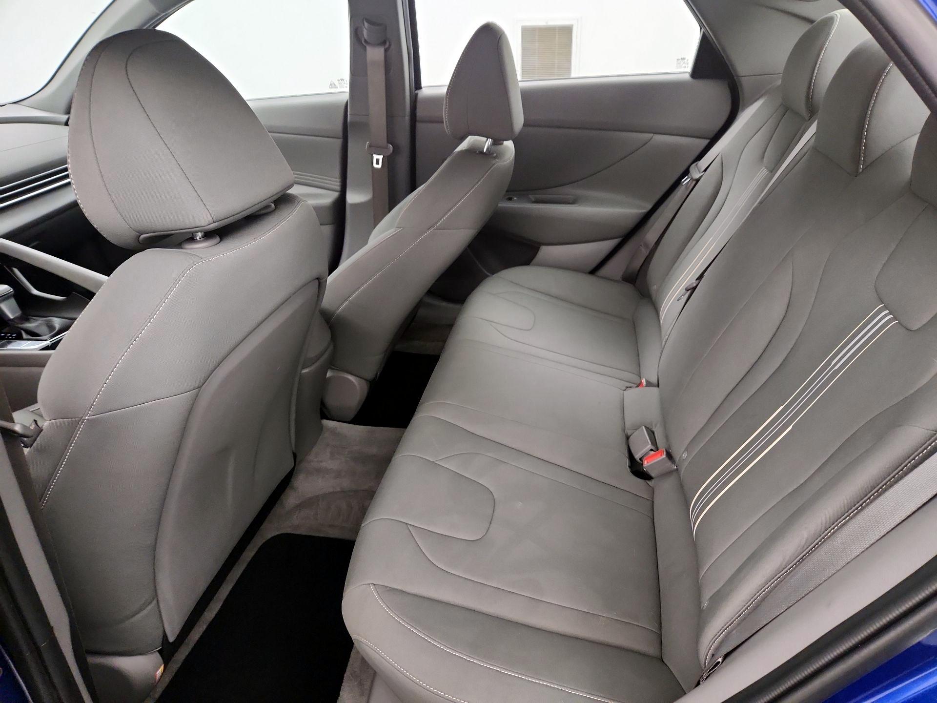 Thumbnail: 2023 Hyundai Elantra - 18