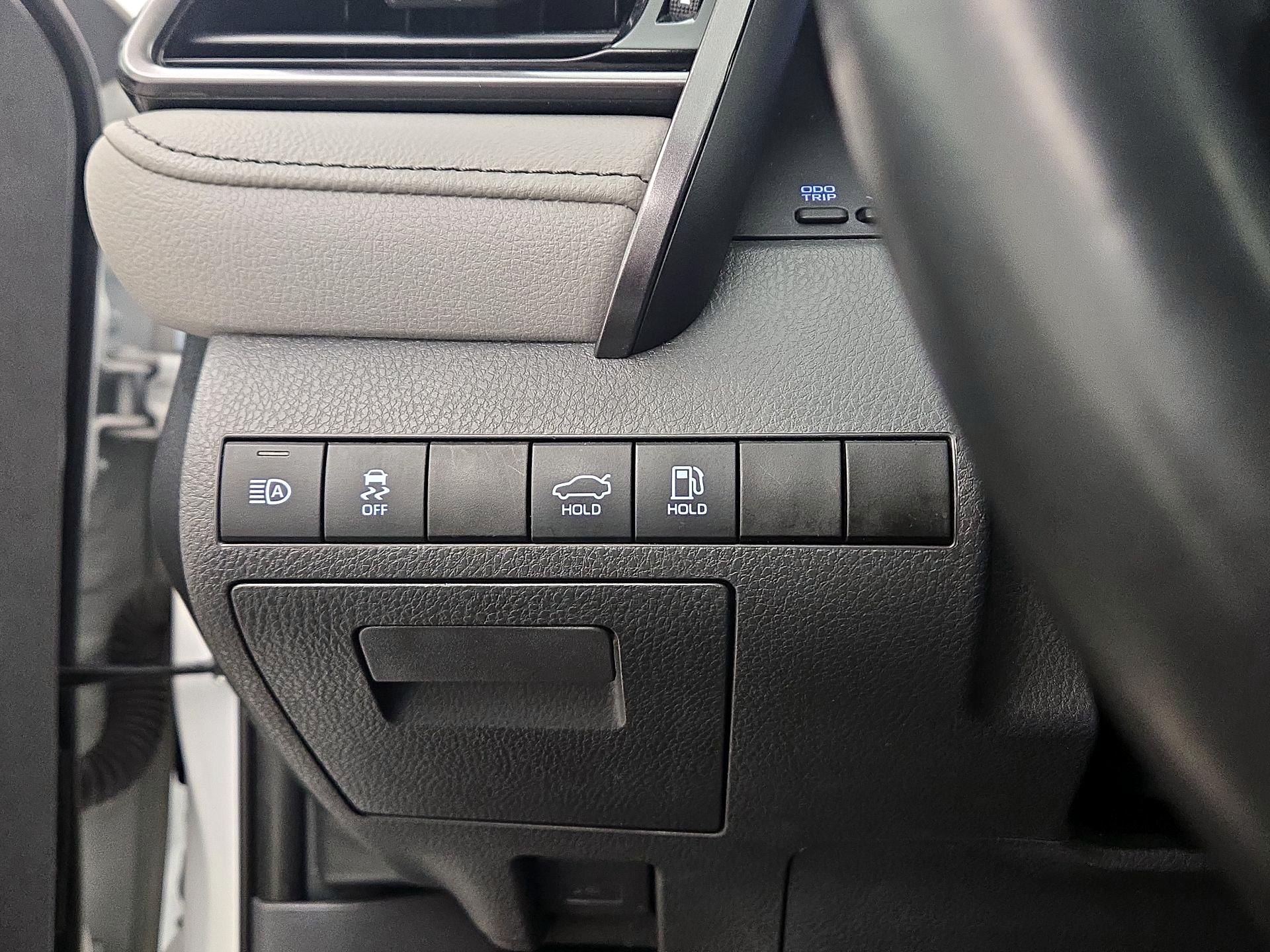 Thumbnail: 2024 Toyota Camry - 13