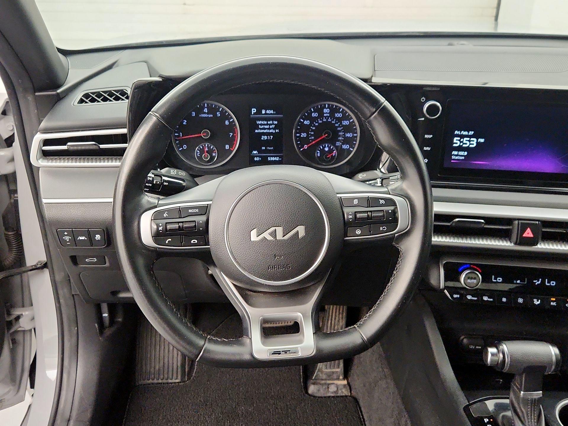 Thumbnail: 2023 Kia K5 - 10