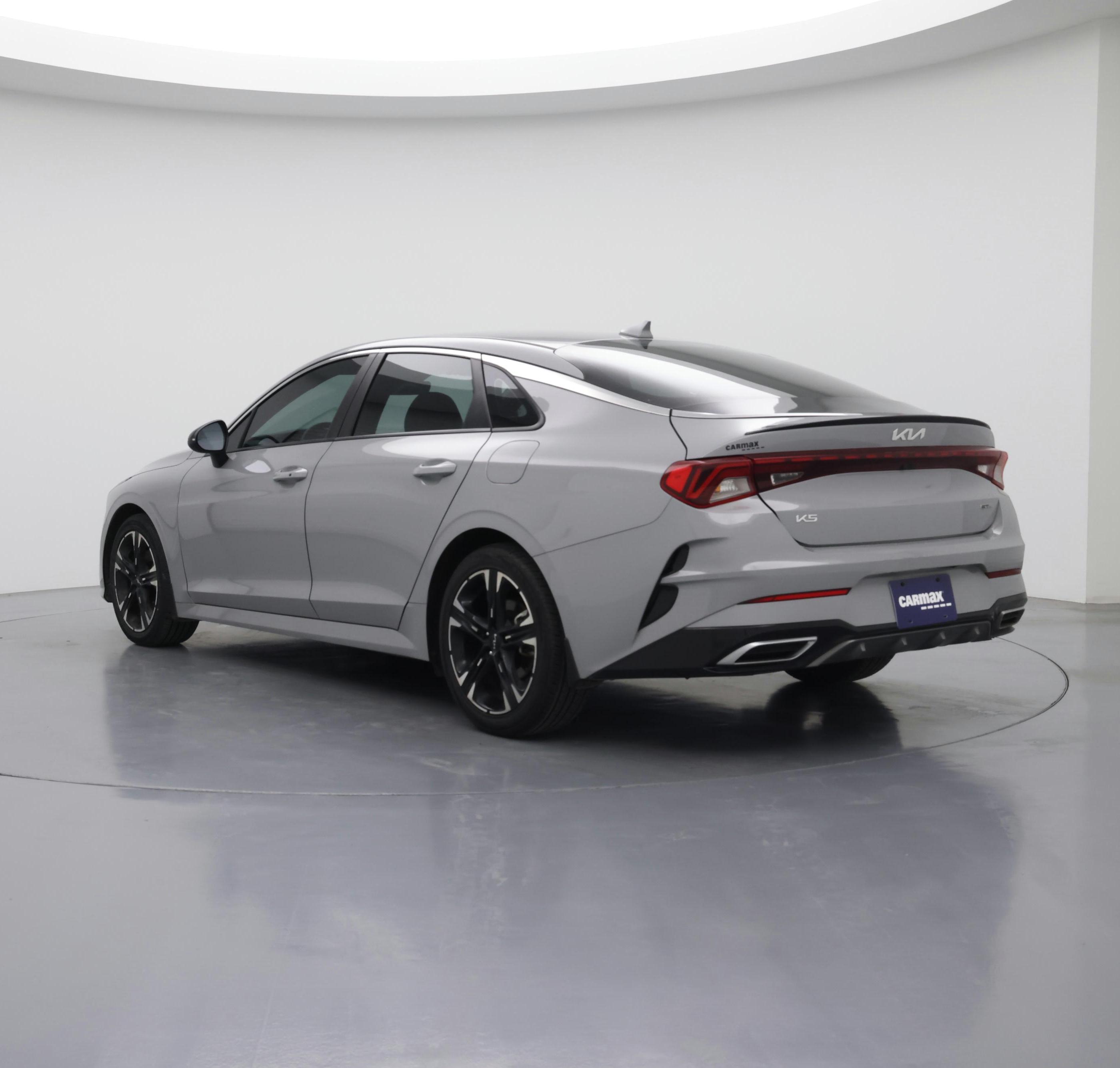 Thumbnail: 2023 Kia K5 - 2