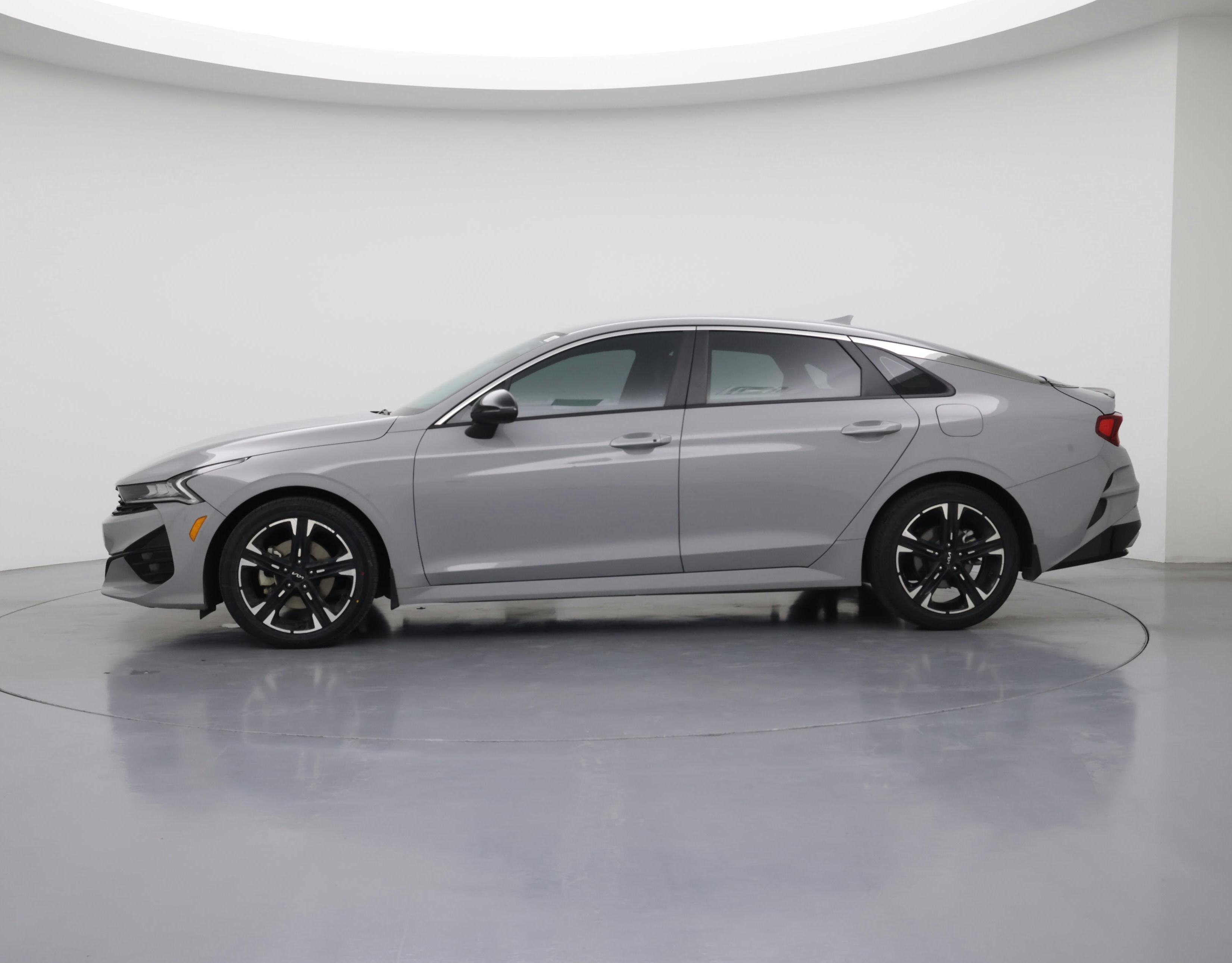 Thumbnail: 2023 Kia K5 - 3