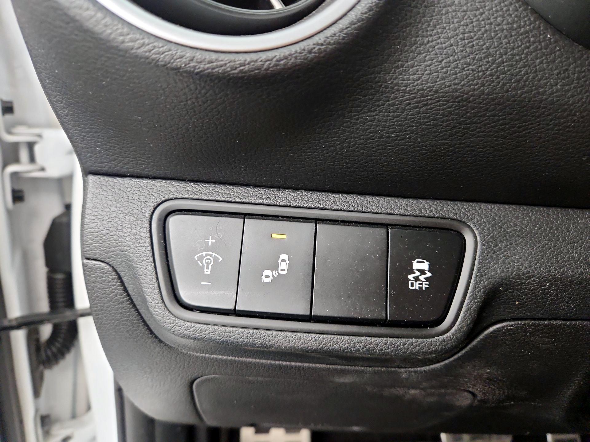 Thumbnail: 2024 Kia Forte - 13