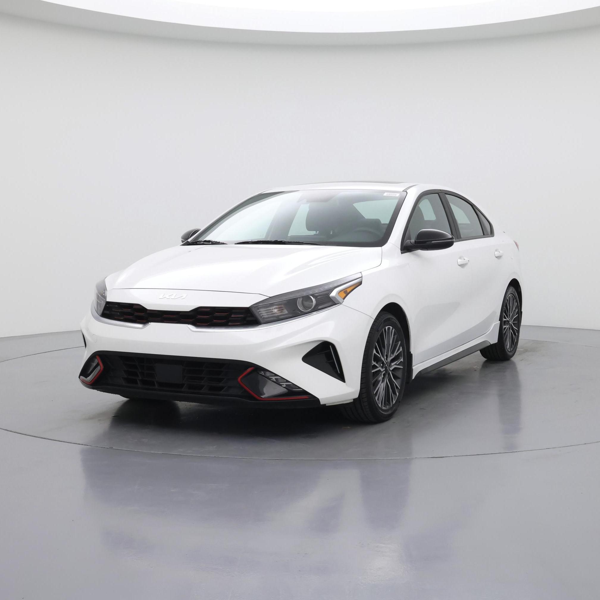 Thumbnail: 2024 Kia Forte - 4