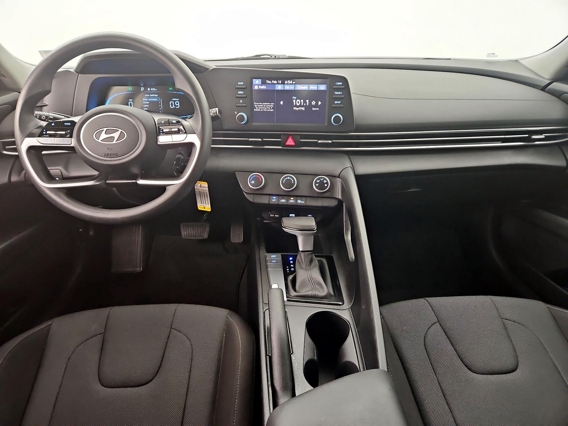 Thumbnail: 2025 Hyundai Elantra - 9