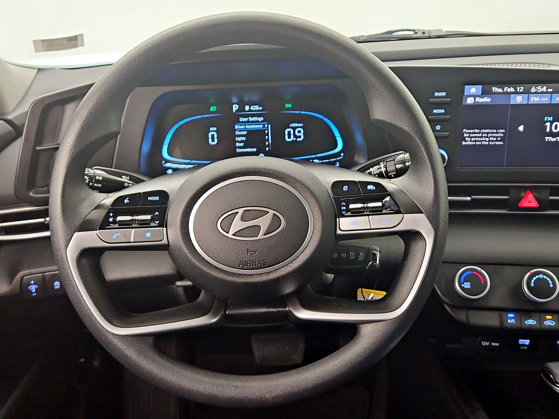 Thumbnail: 2025 Hyundai Elantra - 10