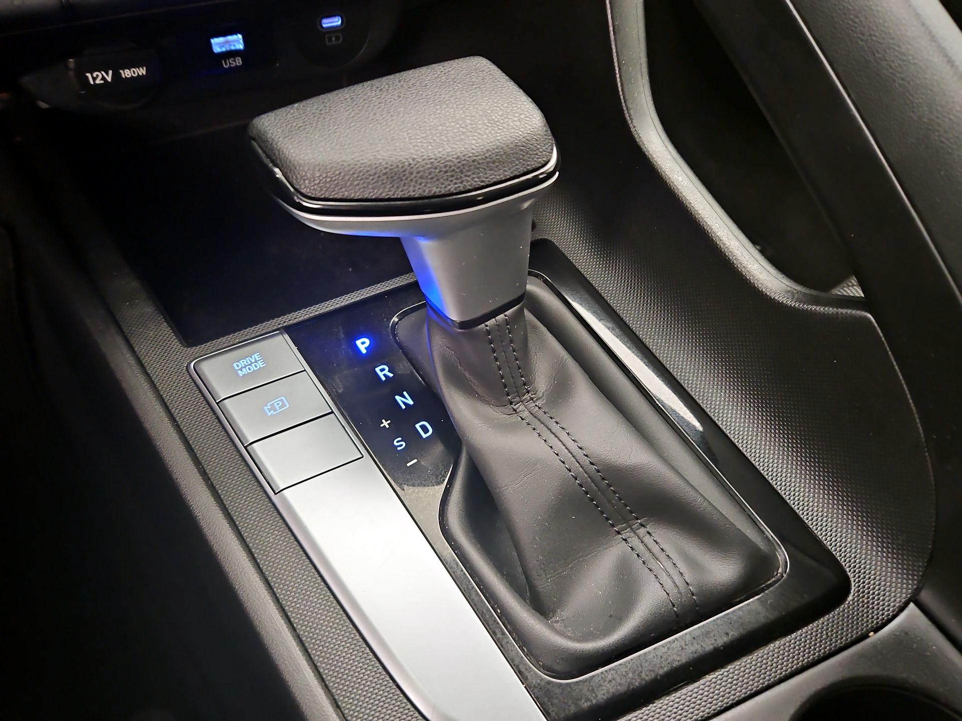 Thumbnail: 2025 Hyundai Elantra - 17