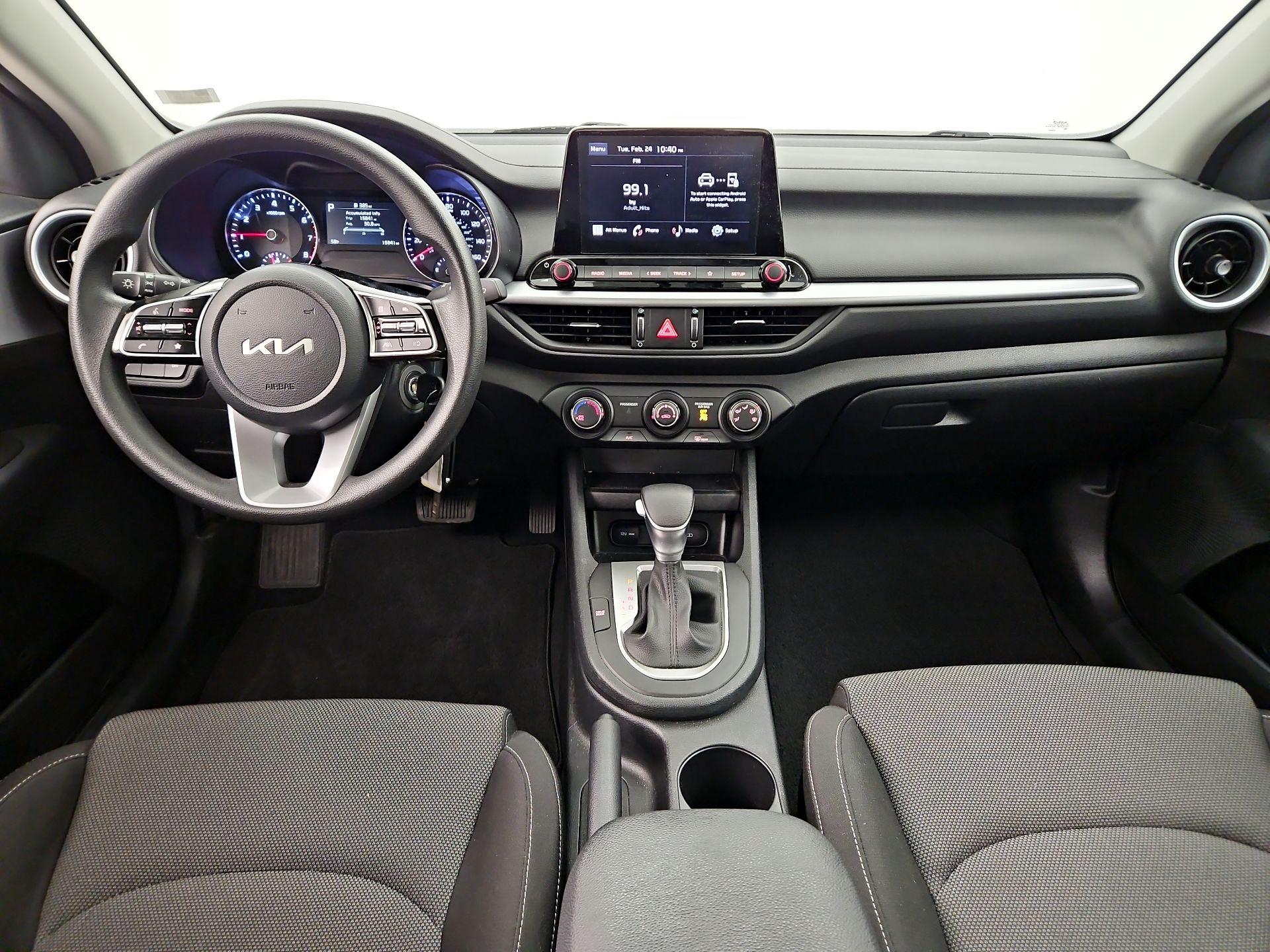 Thumbnail: 2024 Kia Forte - 9