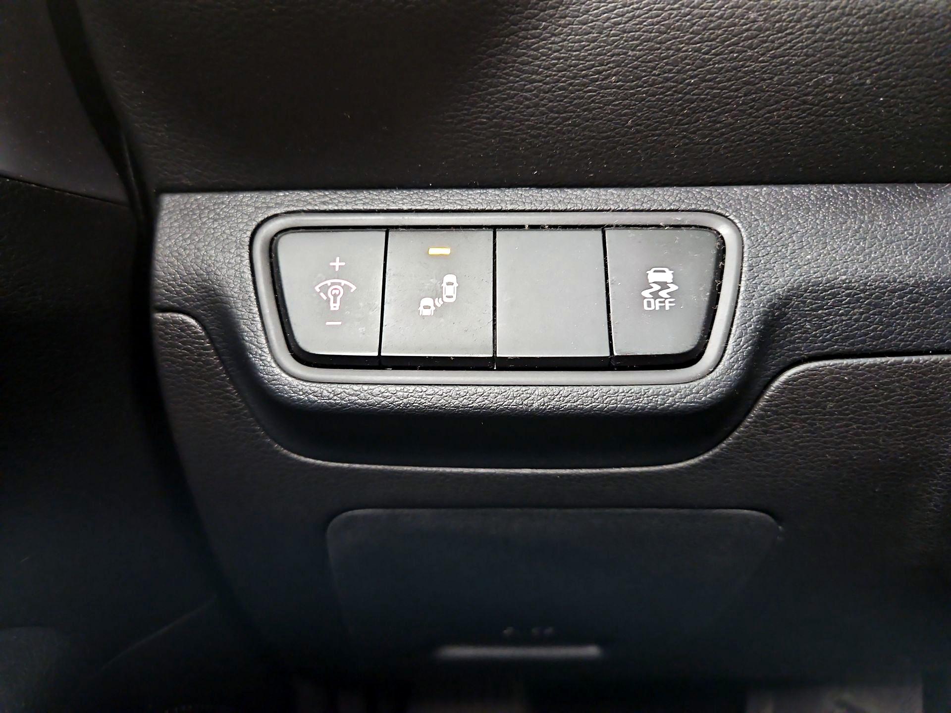 Thumbnail: 2024 Kia Forte - 13