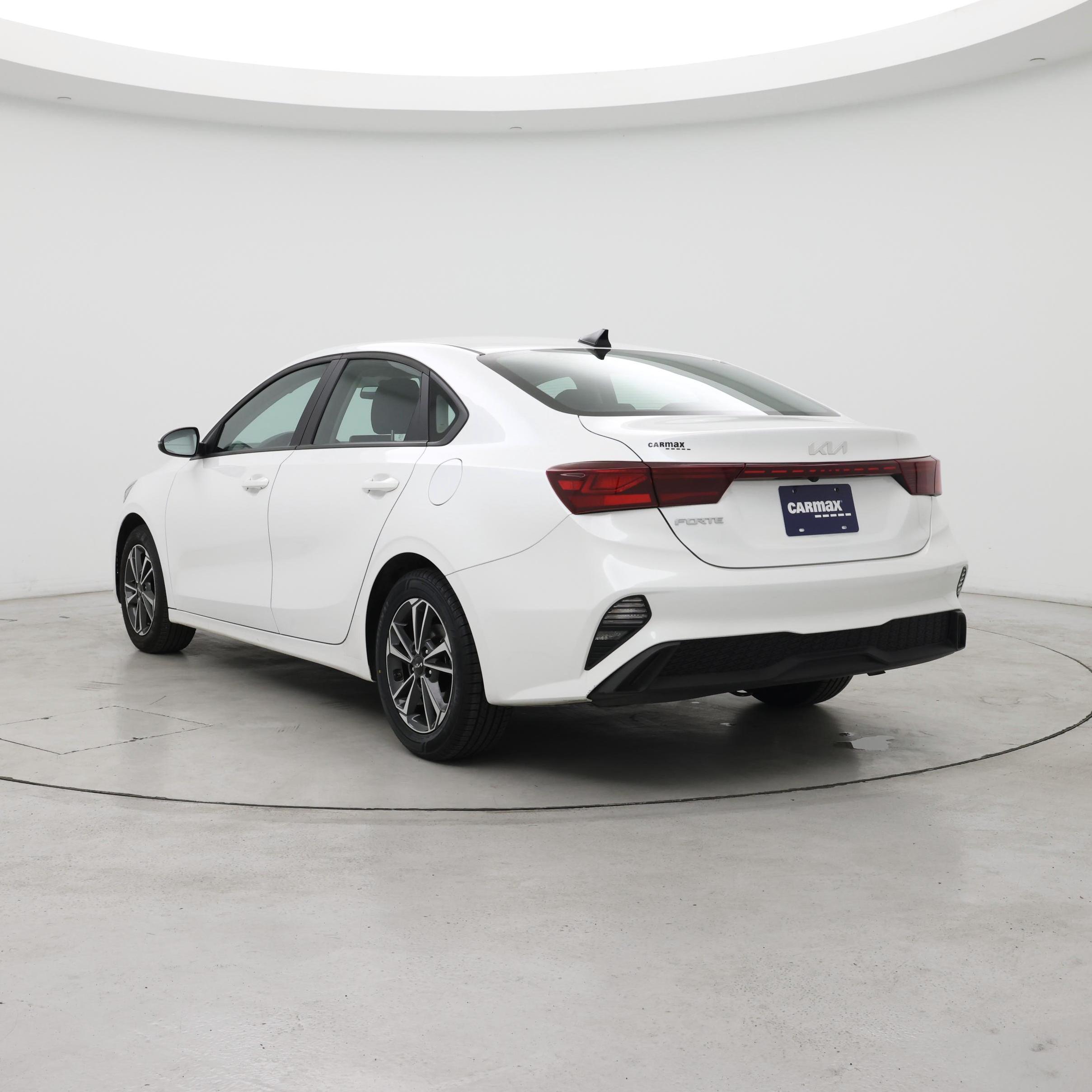 Thumbnail: 2024 Kia Forte - 2