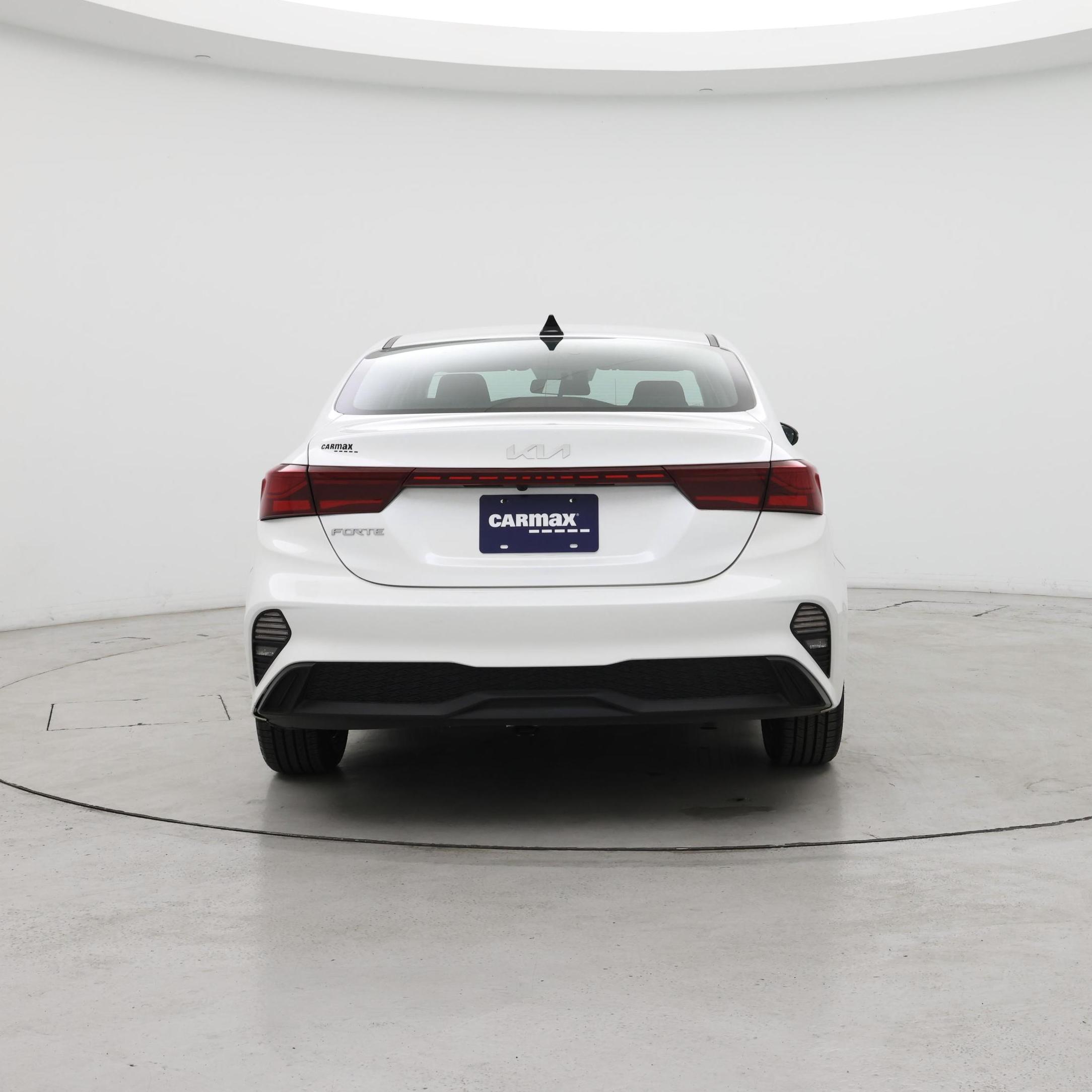 Thumbnail: 2024 Kia Forte - 6