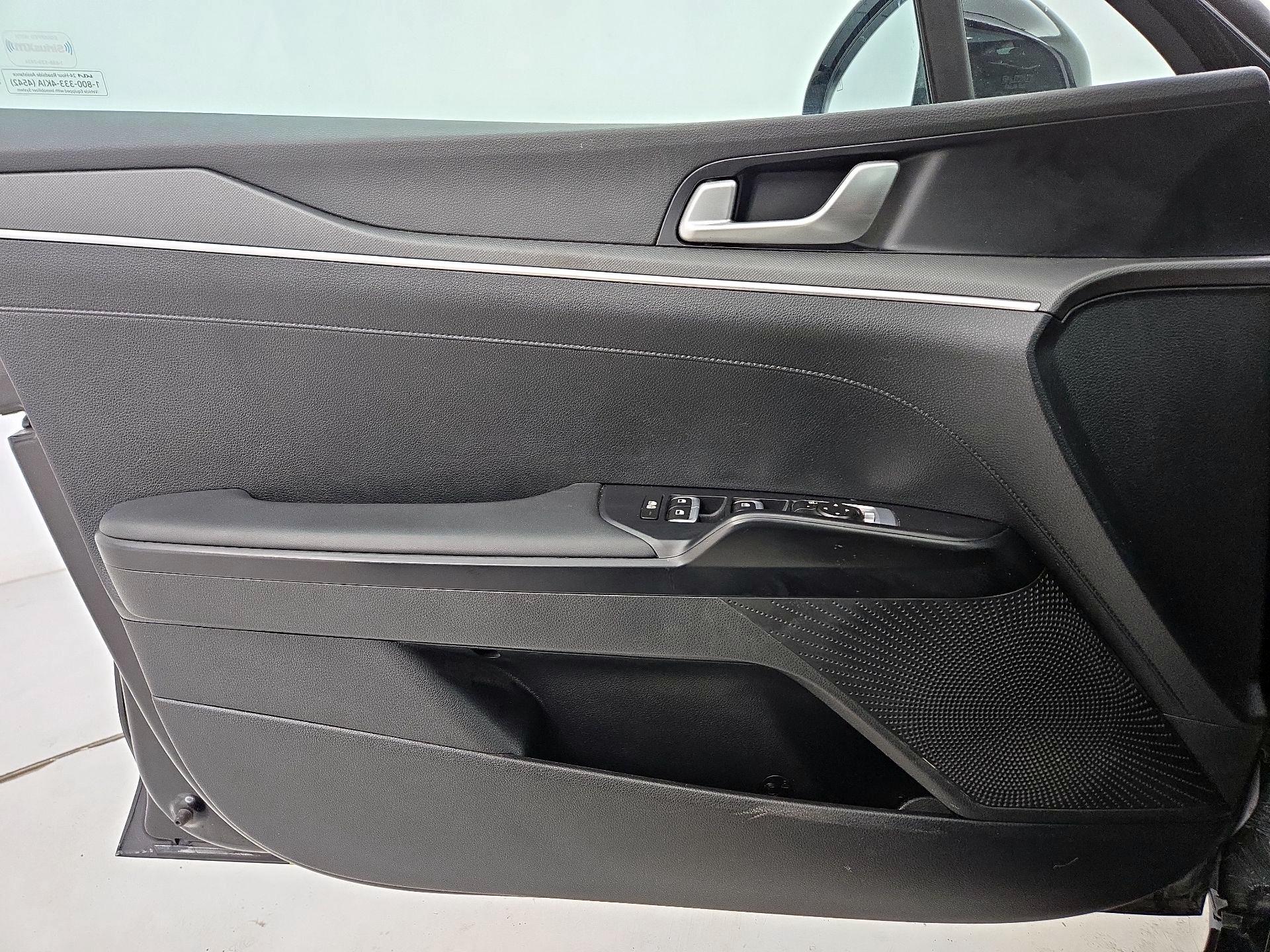 Thumbnail: 2024 Kia Forte - 12