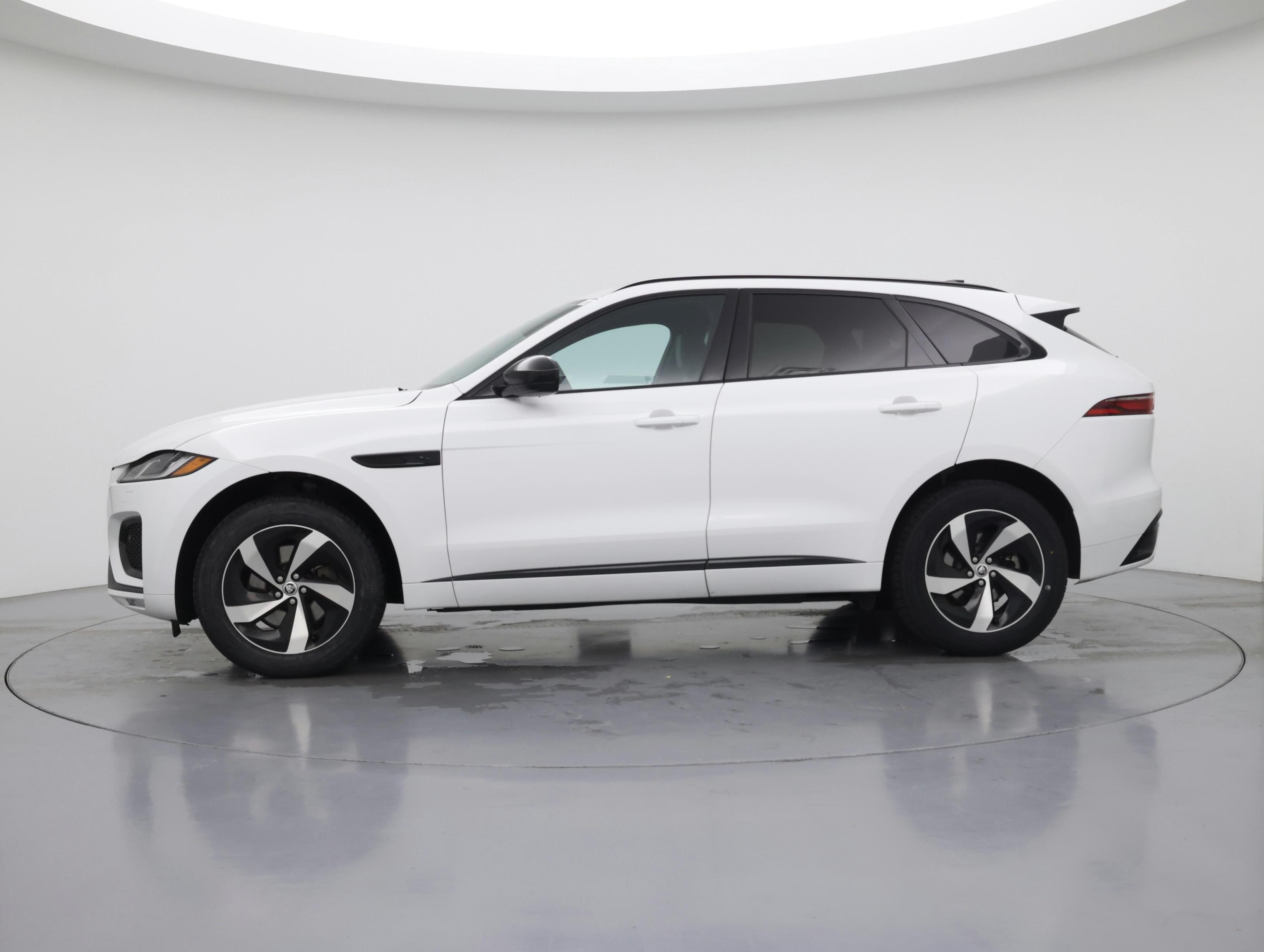 Thumbnail: 2024 Jaguar F-Pace - 3
