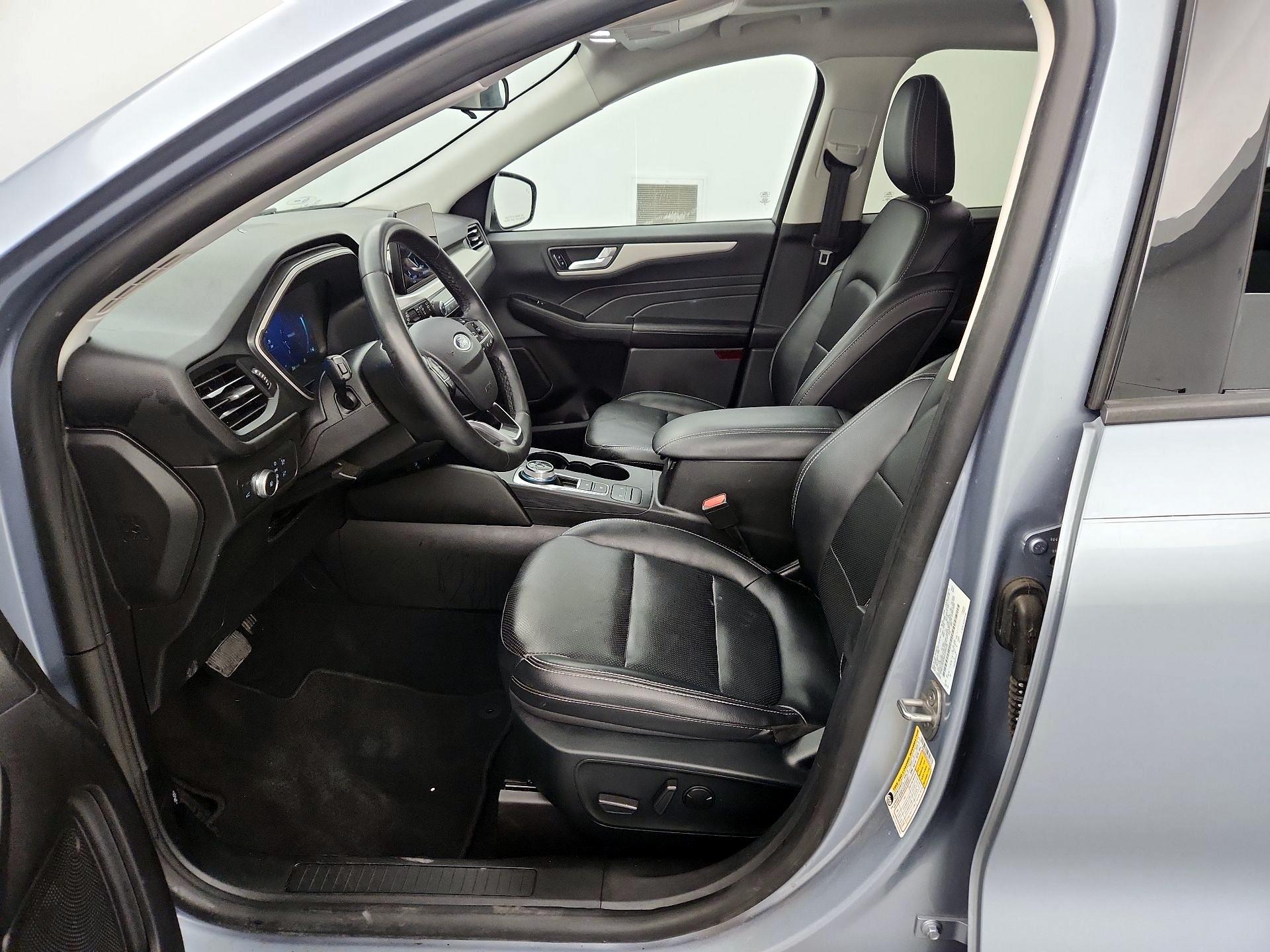 Thumbnail: 2022 Ford Escape - 11