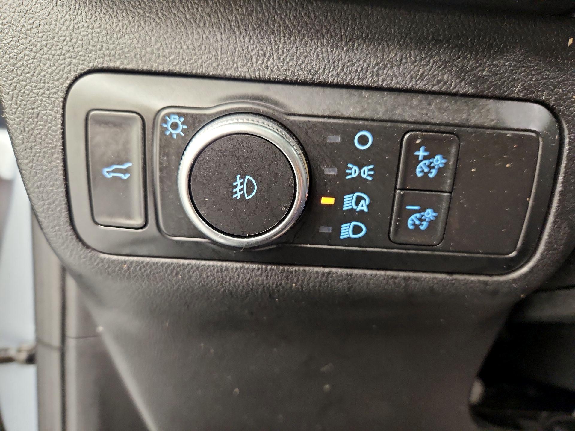 Thumbnail: 2022 Ford Escape - 13