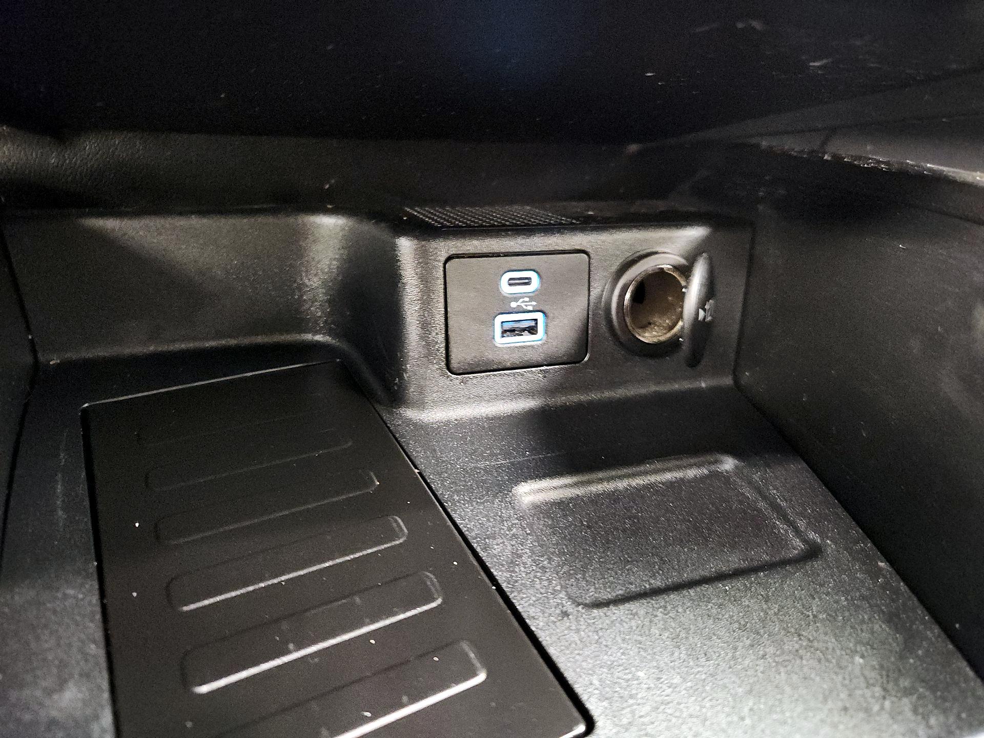 Thumbnail: 2022 Ford Escape - 19