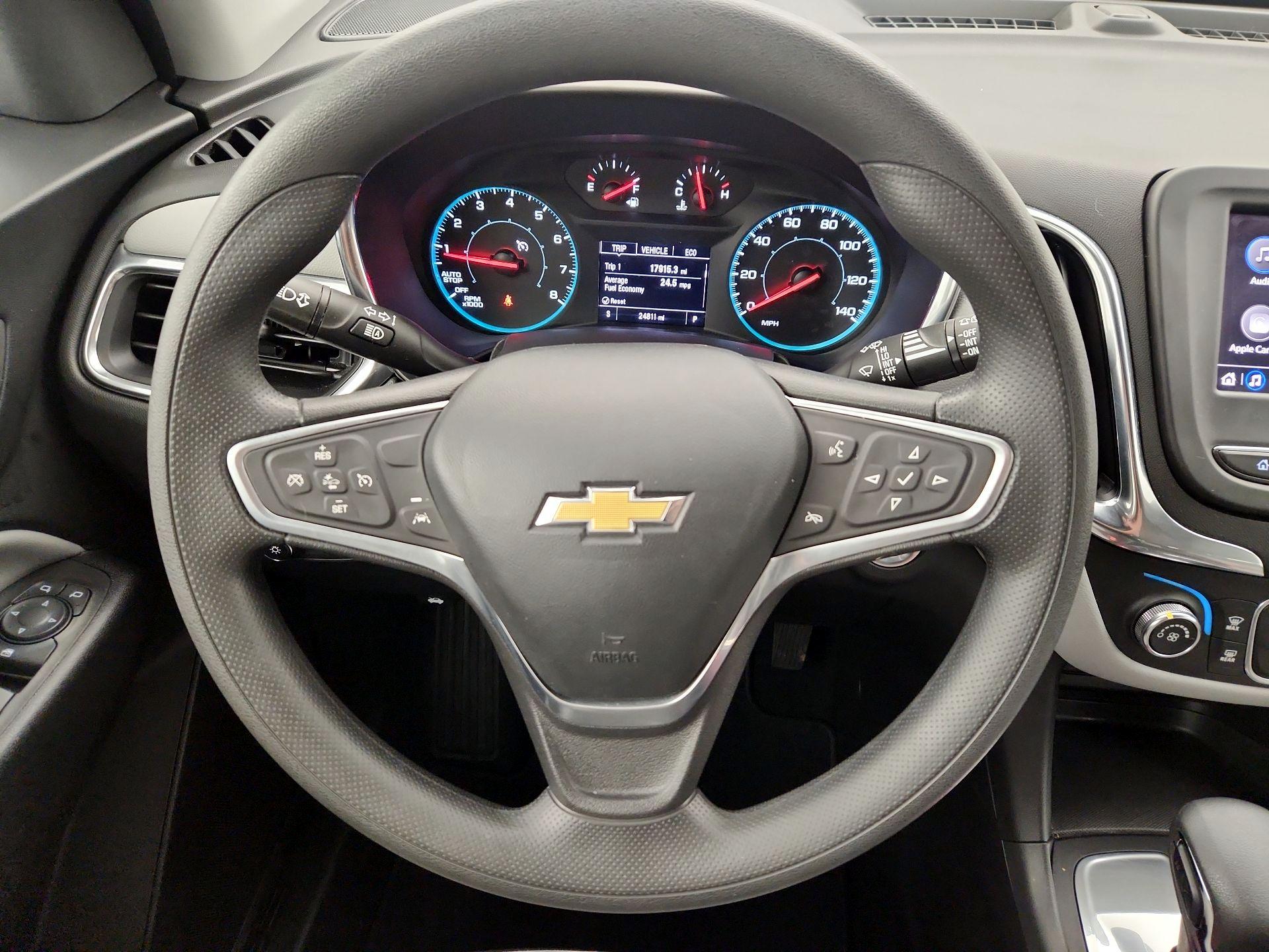 Thumbnail: 2022 Chevrolet Equinox - 10