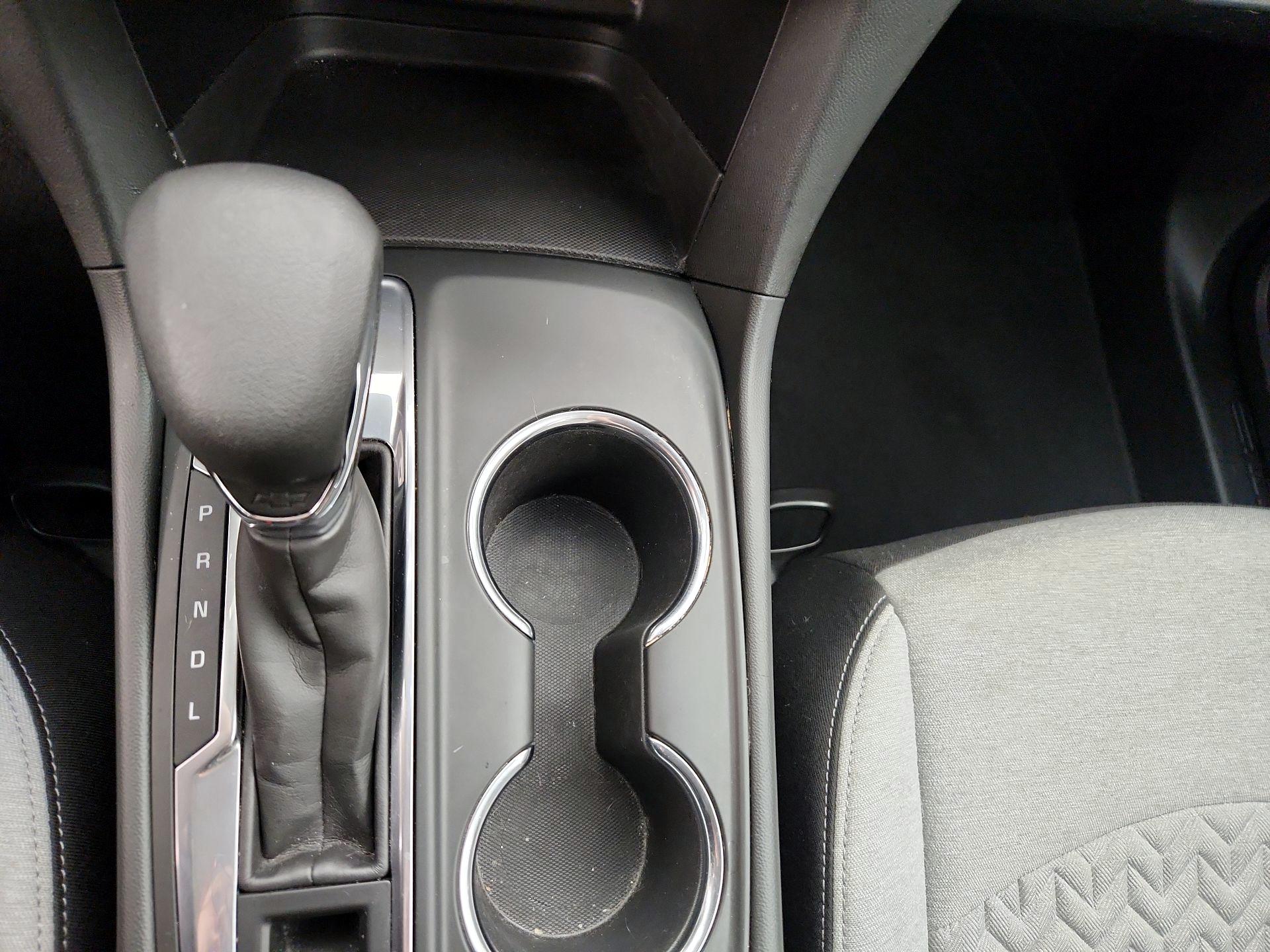 Thumbnail: 2022 Chevrolet Equinox - 17