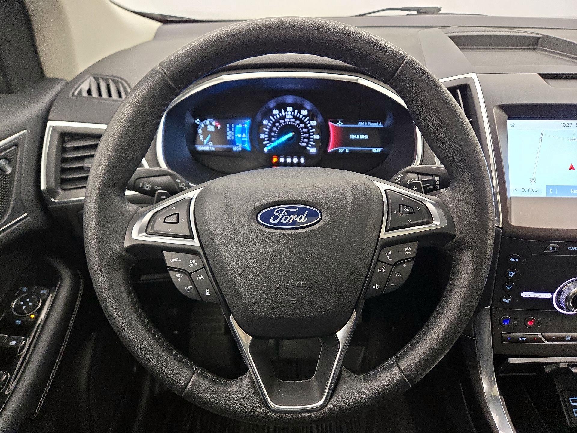 Thumbnail: 2020 Ford Edge - 10