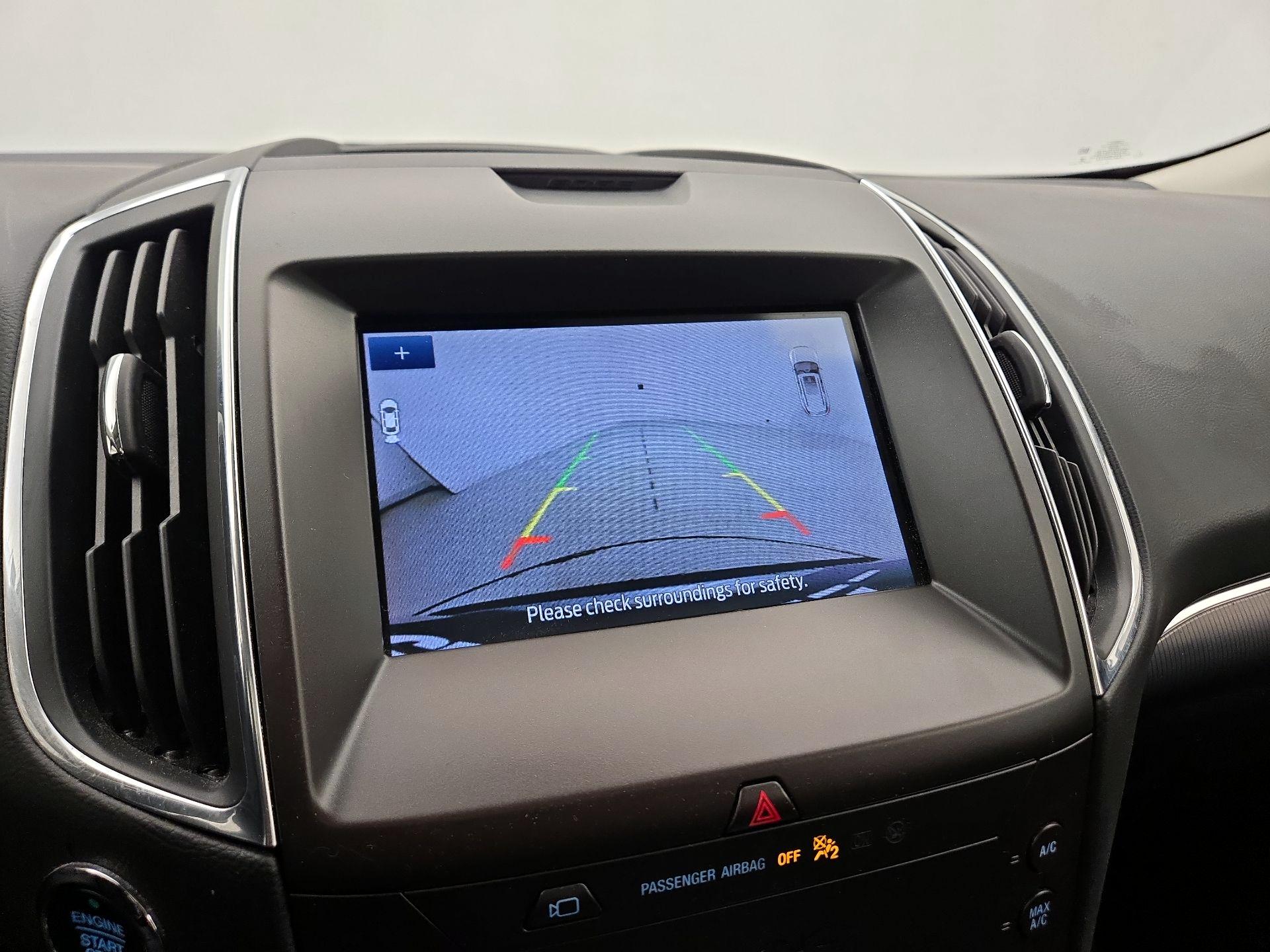 Thumbnail: 2020 Ford Edge - 15