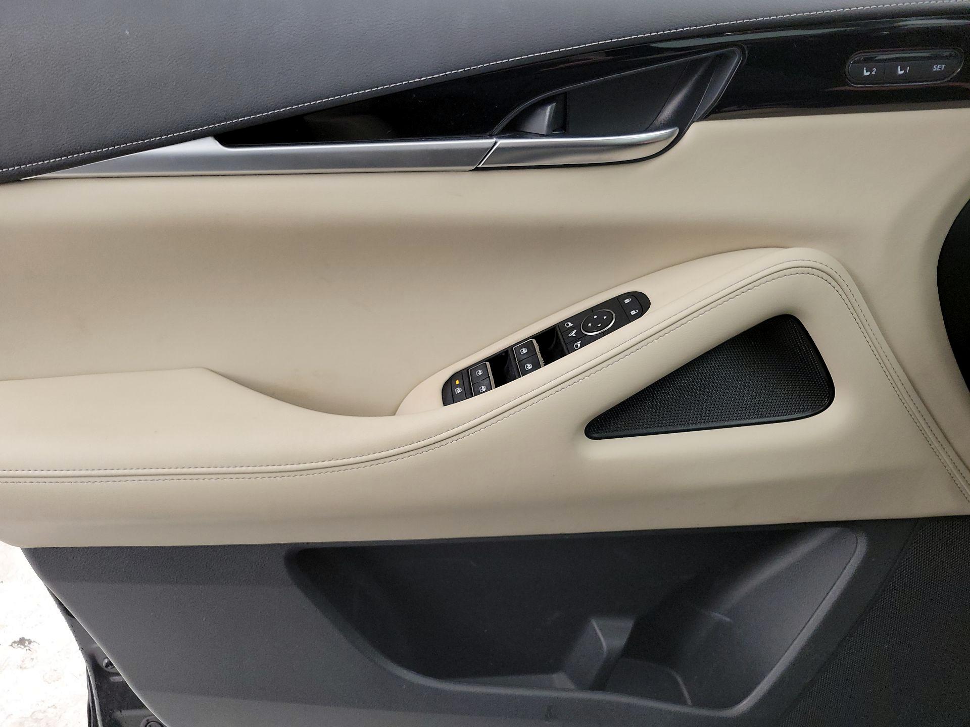 Thumbnail: 2023 INFINITI QX60 - 12