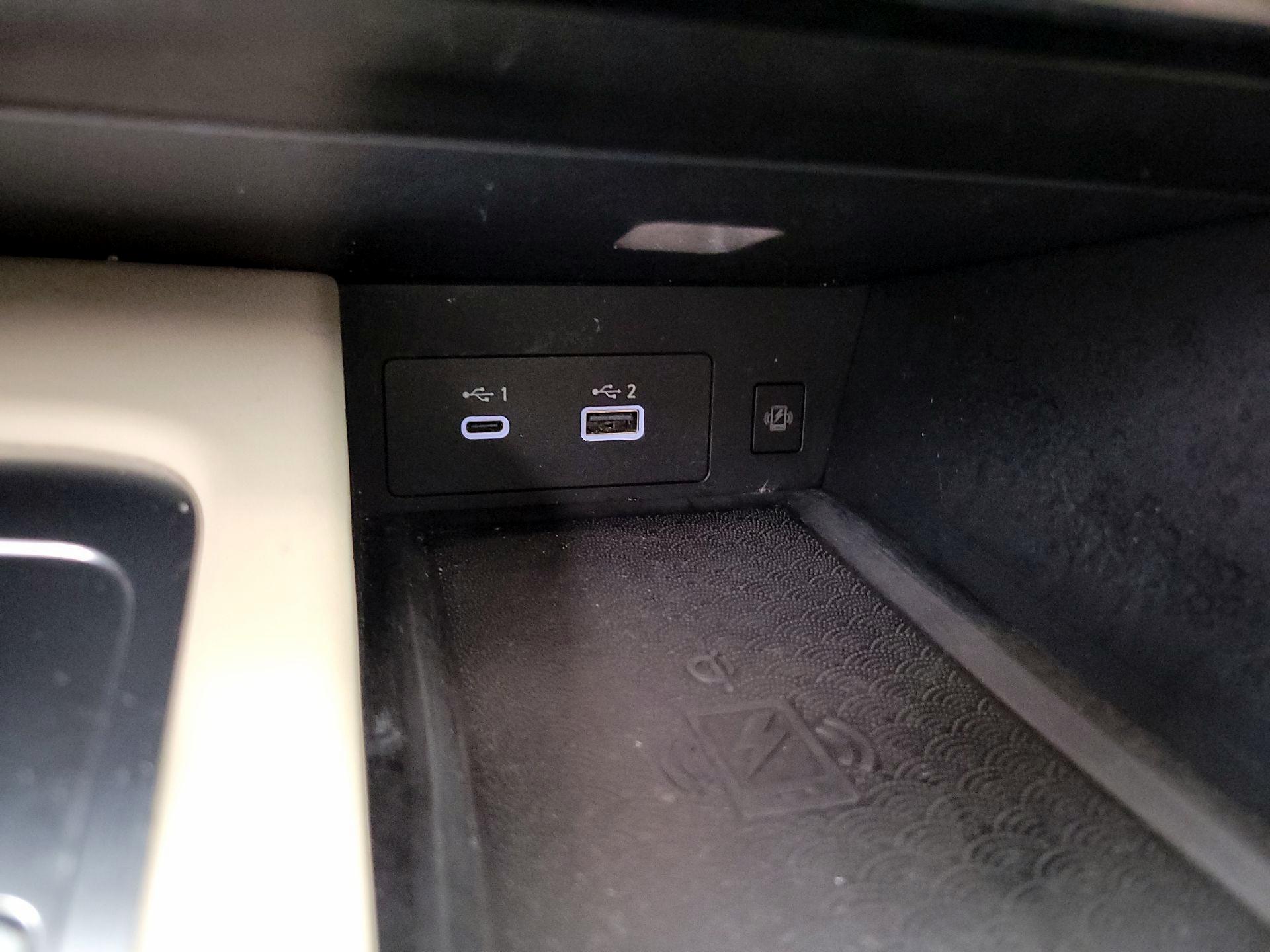 Thumbnail: 2023 INFINITI QX60 - 18