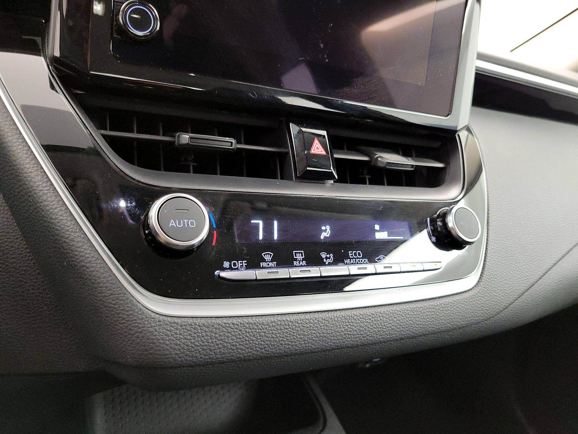 Thumbnail: 2024 Toyota Corolla - 16