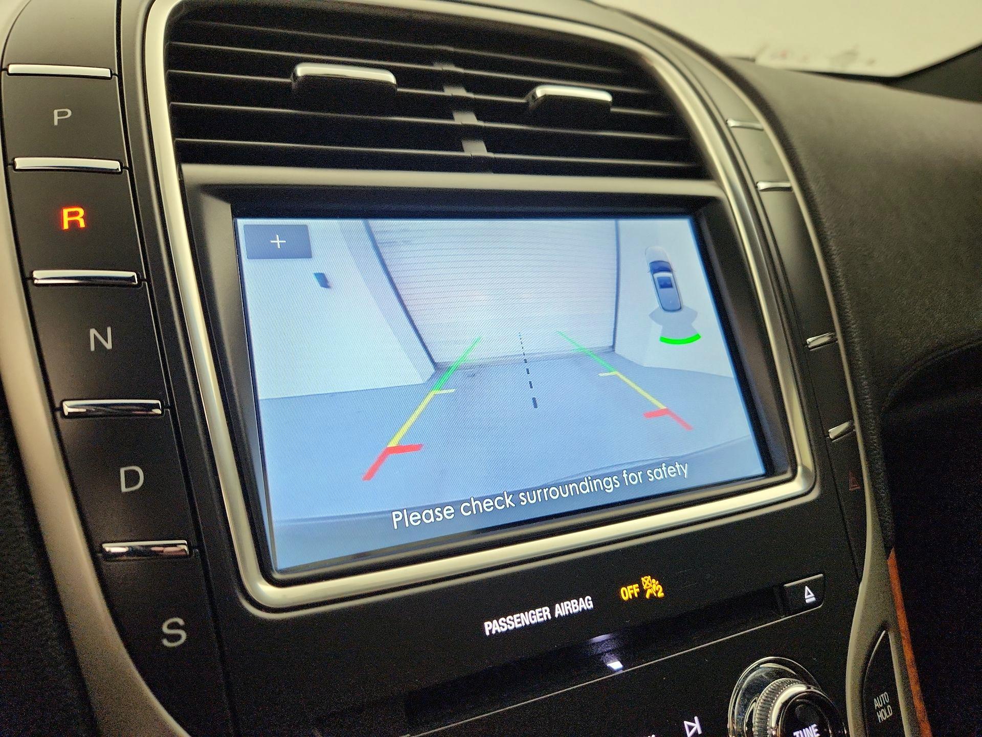 Thumbnail: 2020 Lincoln Nautilus - 15