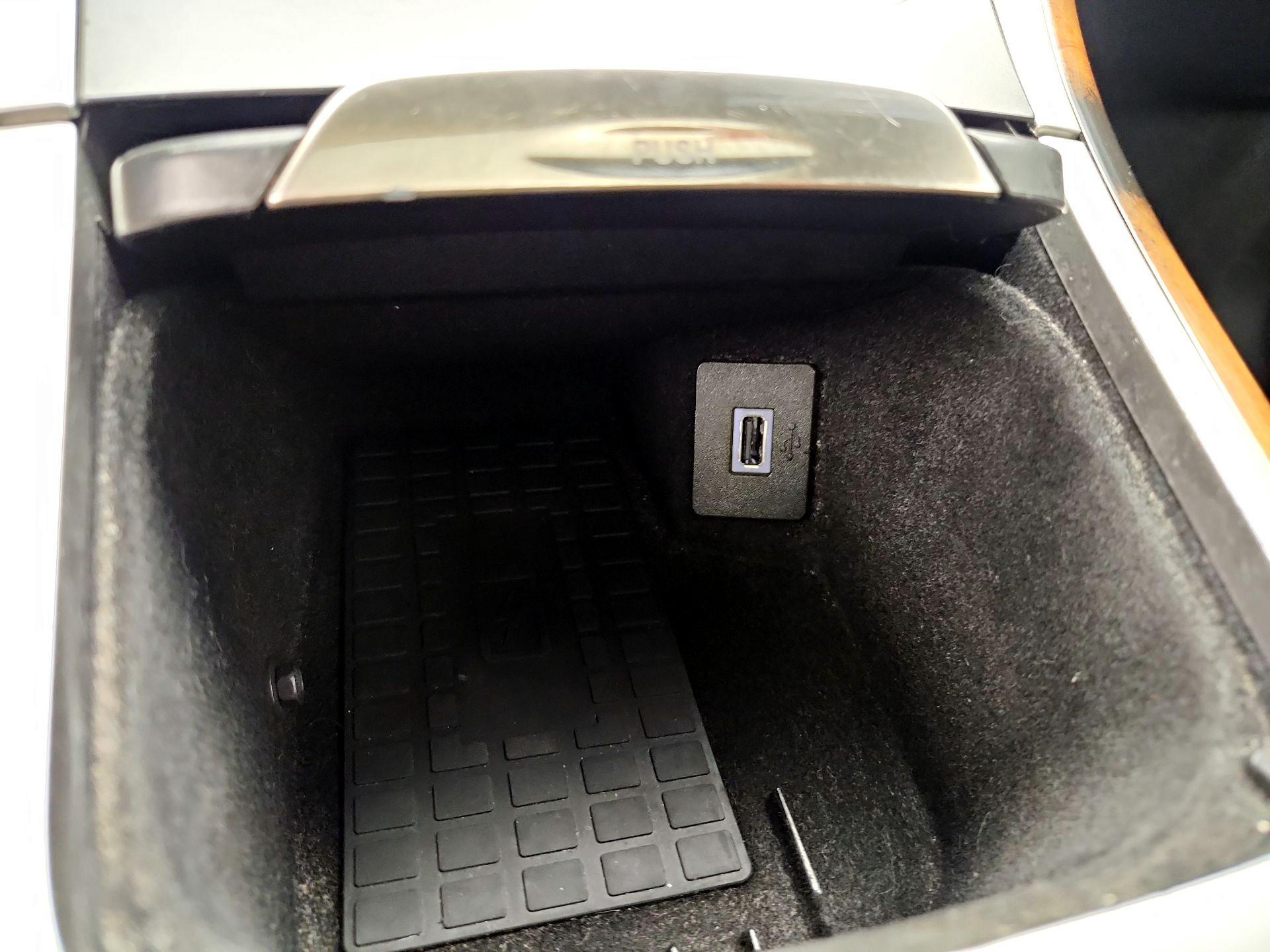 Thumbnail: 2020 Lincoln Nautilus - 19