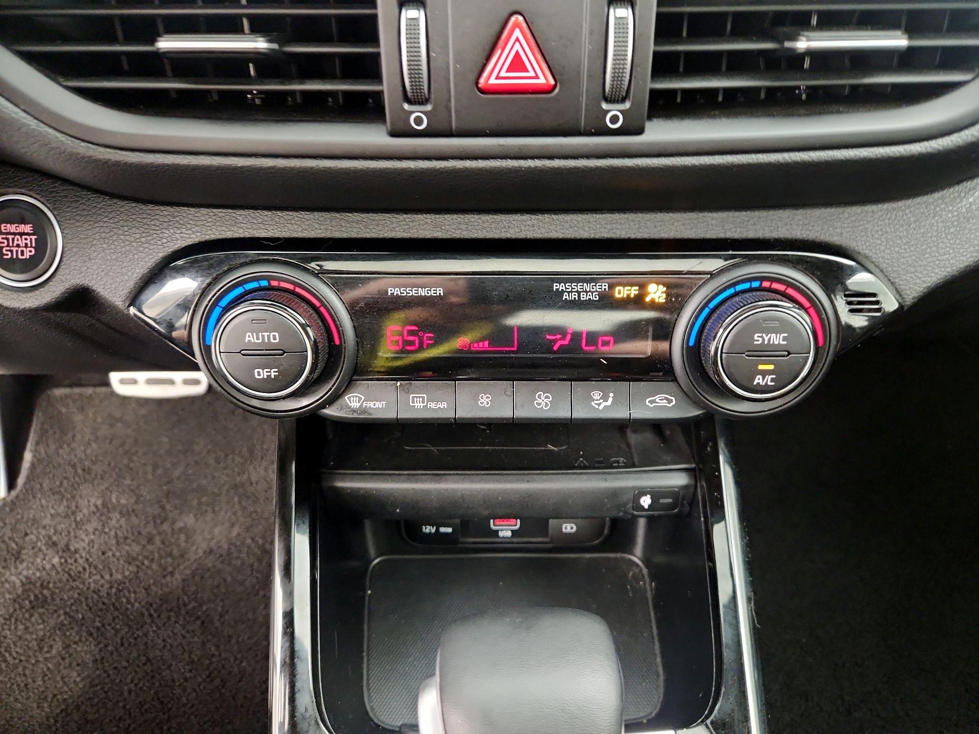 Thumbnail: 2024 Kia Forte - 17