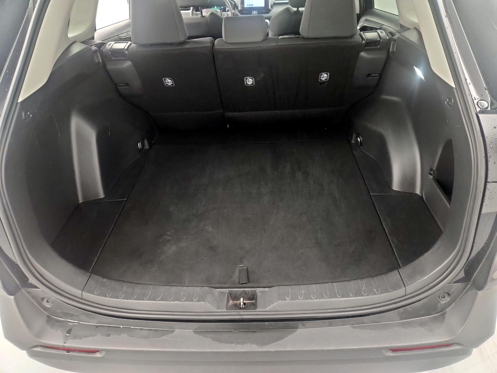 Thumbnail: 2025 Toyota RAV4 - 20