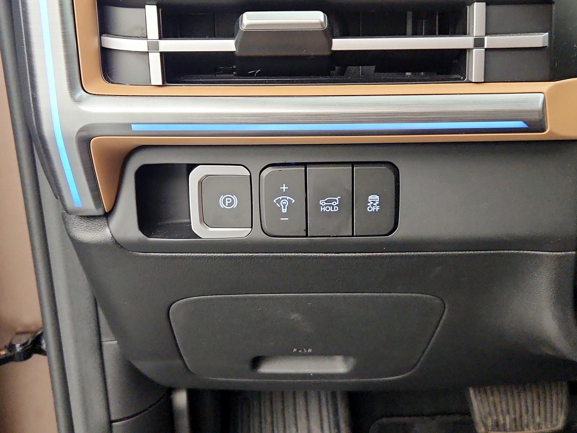 Thumbnail: 2025 Hyundai Santa Fe - 13