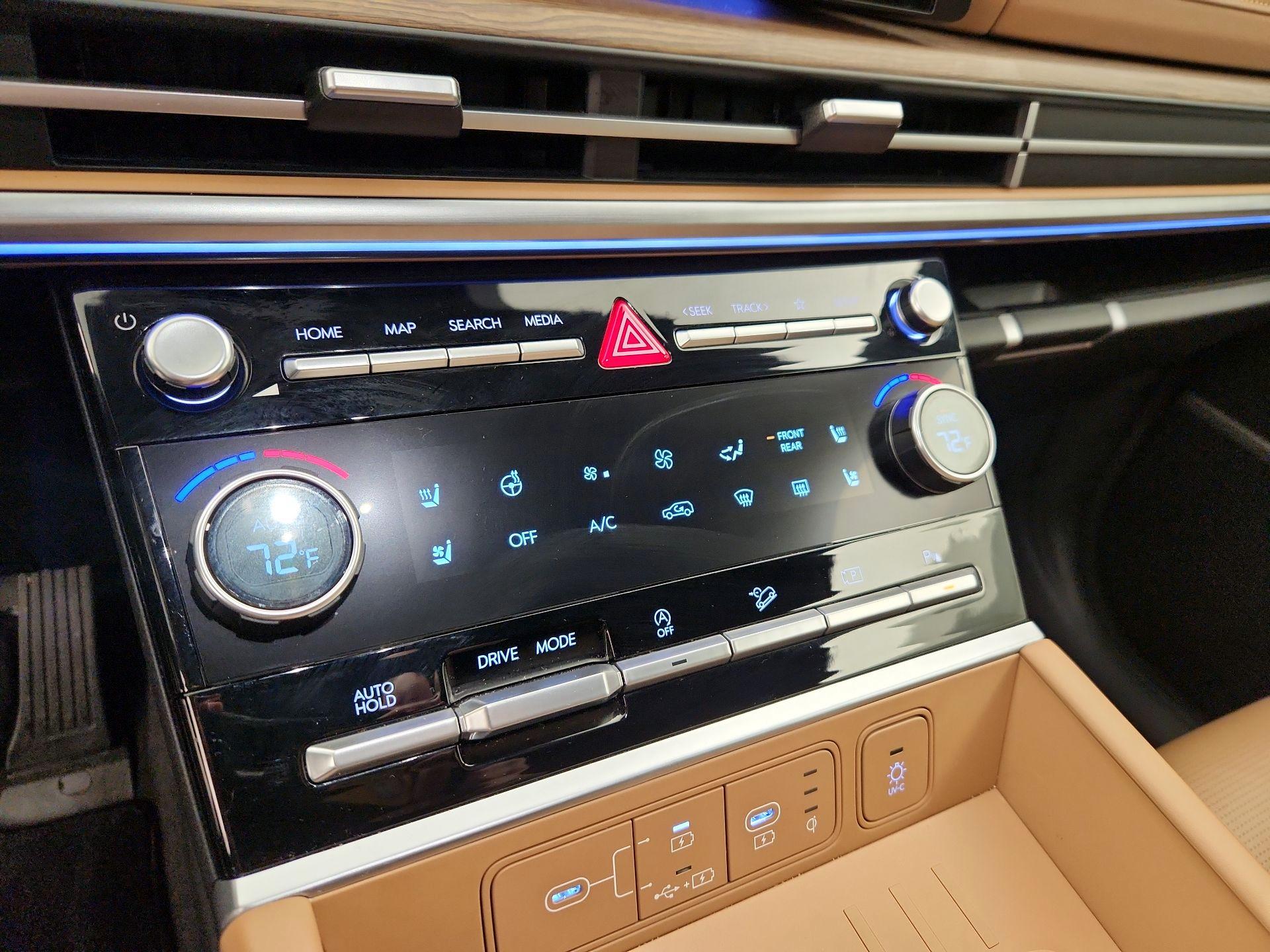 Thumbnail: 2025 Hyundai Santa Fe - 16